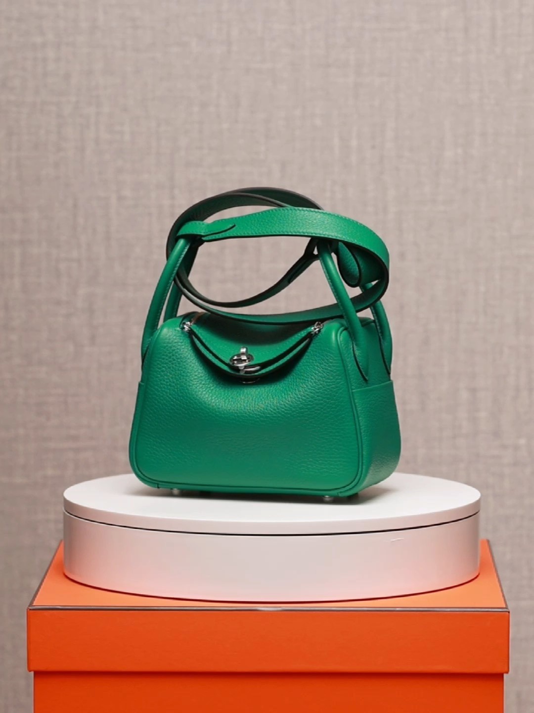 Shebag fully handmade Hermes Lindy 19 green togo bag review(2025 Jan updated)-Best Quality Fake designer Bag Review, Replica designer bag ru Shebag fully handmade Hermes Lindy 19 green togo bag review(2025 Jan updated)-Best Quality Fake designer Bag Review, Replica designer bag ru