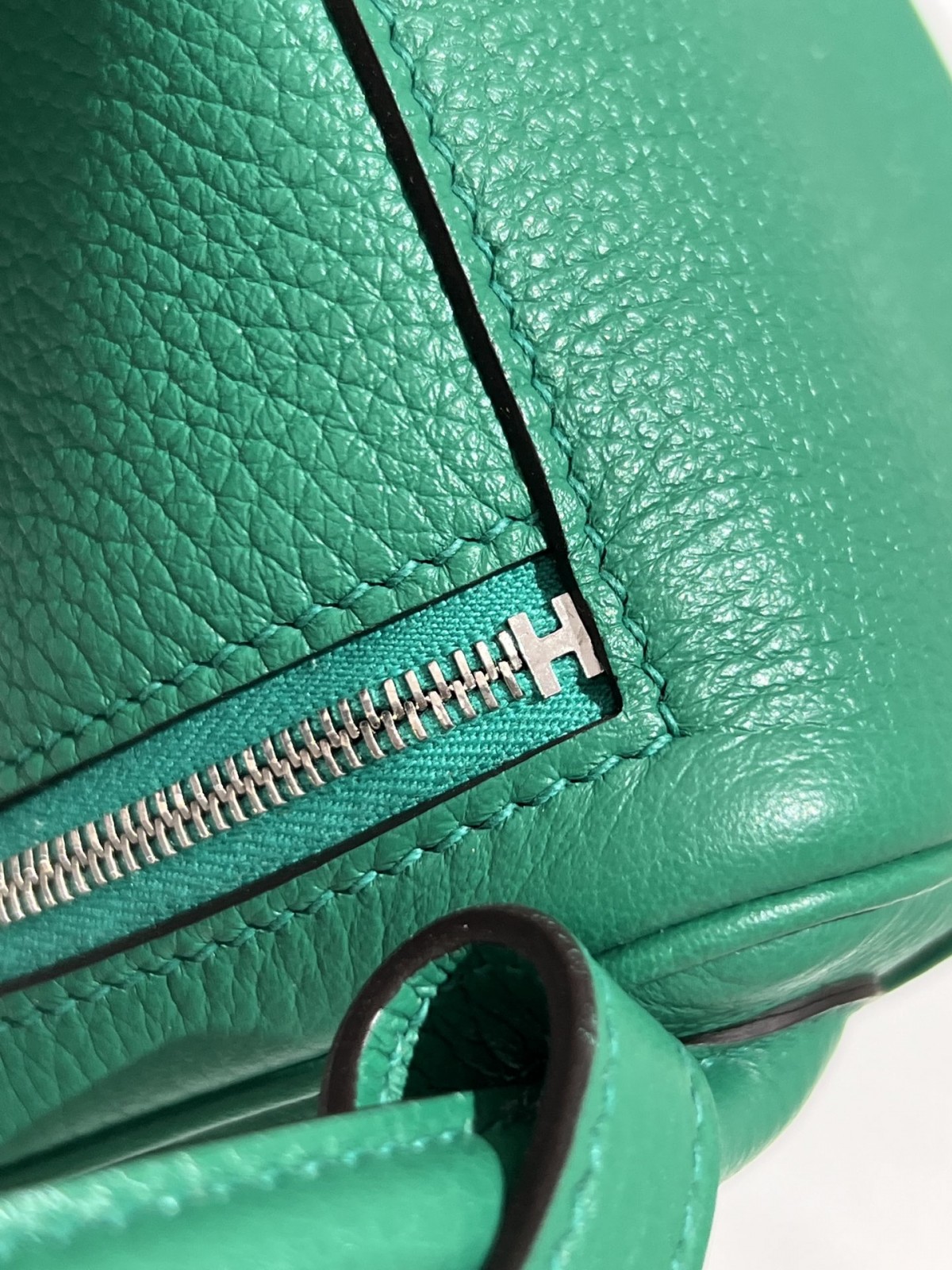 Shebag fully handmade Hermes Lindy 19 green togo bag review(2025 Jan updated)-Best Quality Fake designer Bag Review, Replica designer bag ru Shebag fully handmade Hermes Lindy 19 green togo bag review(2025 Jan updated)-Best Quality Fake designer Bag Review, Replica designer bag ru