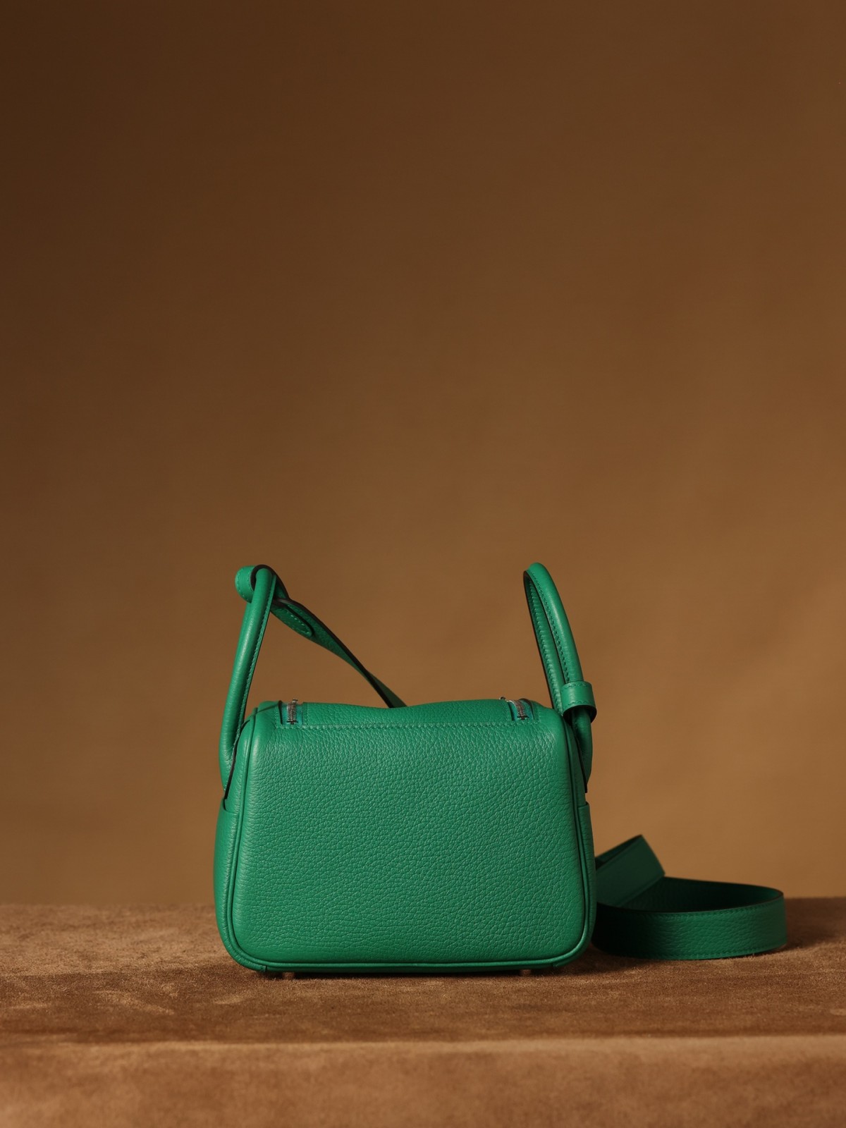 Shebag fully handmade Hermes Lindy 19 green togo bag review(2025 Jan updated)-Best Quality Fake designer Bag Review, Replica designer bag ru Shebag fully handmade Hermes Lindy 19 green togo bag review(2025 Jan updated)-Best Quality Fake designer Bag Review, Replica designer bag ru