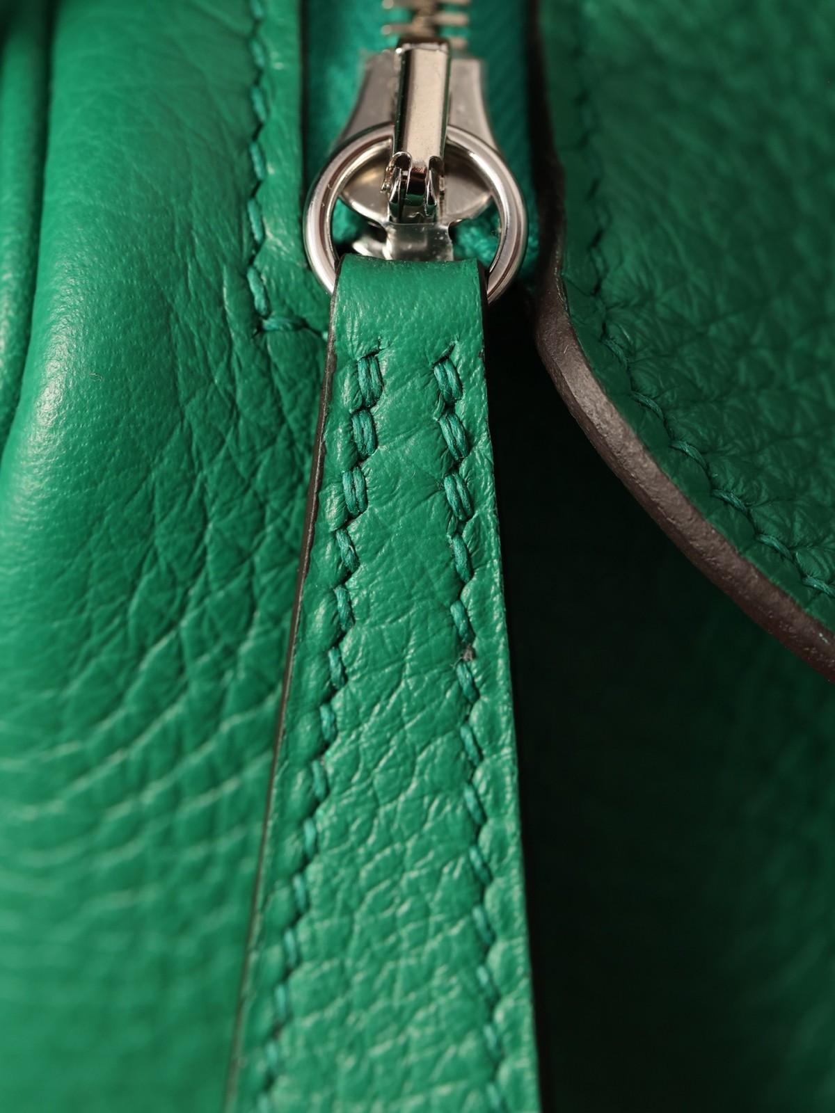 Shebag fully handmade Hermes Lindy 19 green togo bag review(2025 Jan updated)-Best Quality Fake designer Bag Review, Replica designer bag ru Shebag fully handmade Hermes Lindy 19 green togo bag review(2025 Jan updated)-Best Quality Fake designer Bag Review, Replica designer bag ru