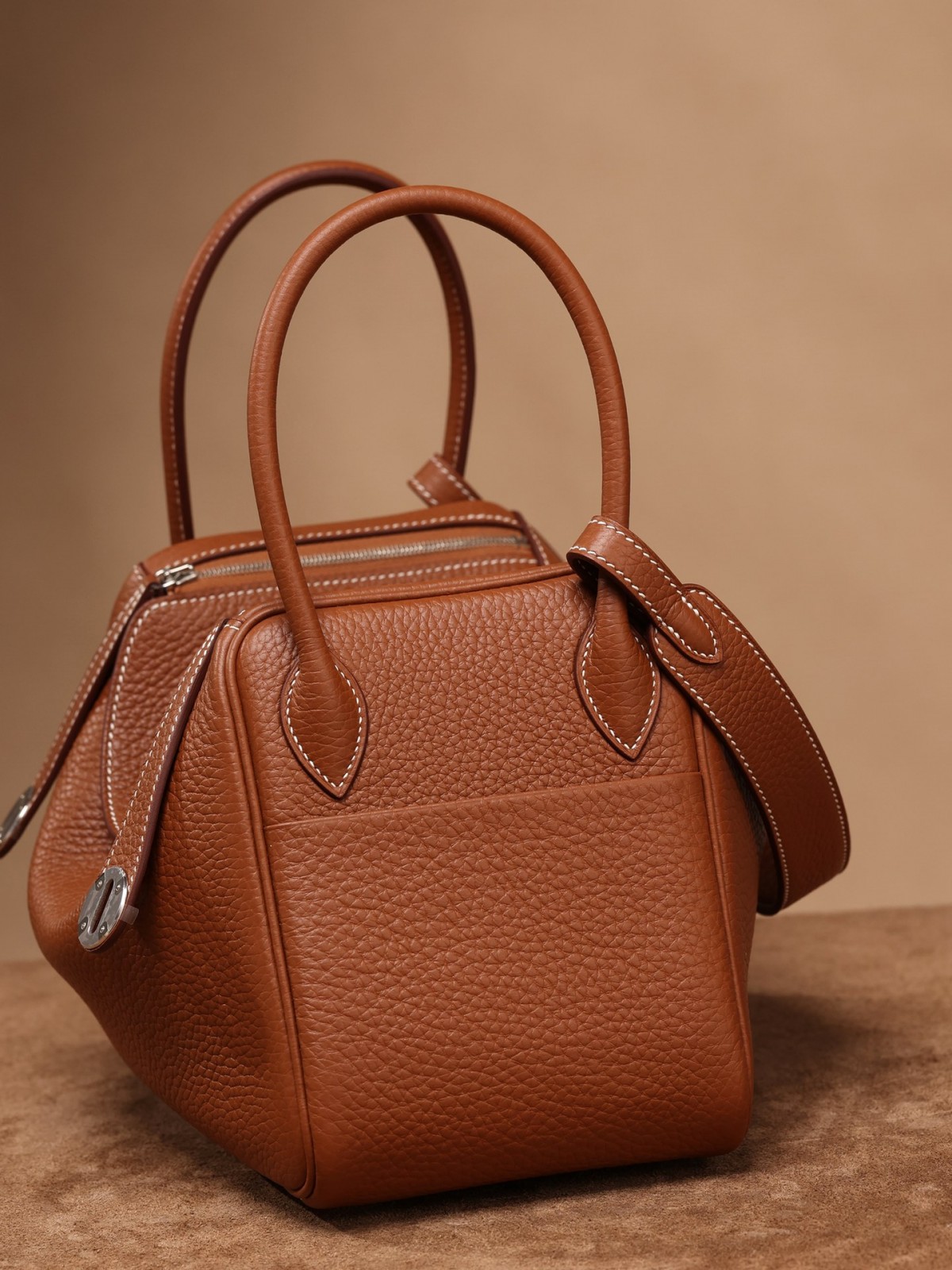 Shebag fully handmade Hermes Lindy 26 bag in brown silver hardware review(2025 Jan updated)-Best Quality Fake designer Bag Review, Replica designer bag ru