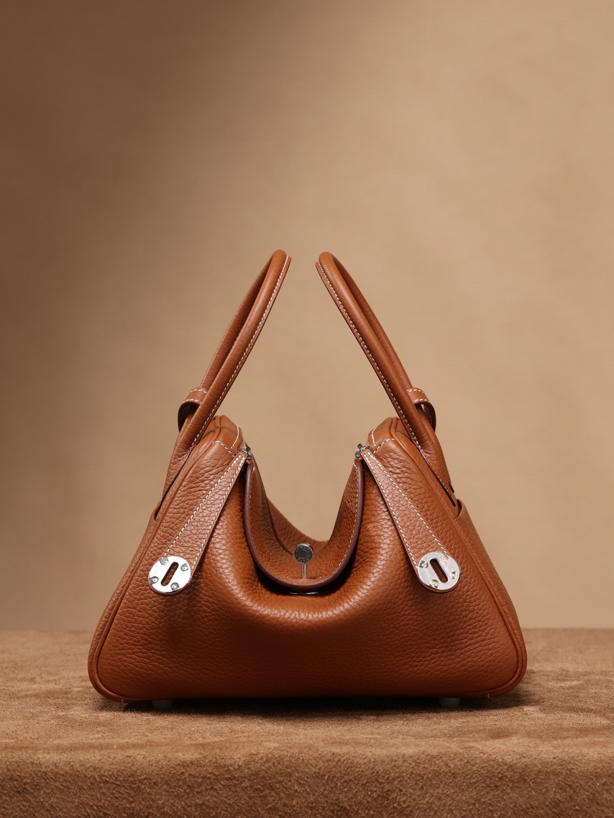 Shebag fully handmade Hermes Lindy 26 bag in brown silver hardware review(2025 Jan updated)-Best Quality Fake designer Bag Review, Replica designer bag ru