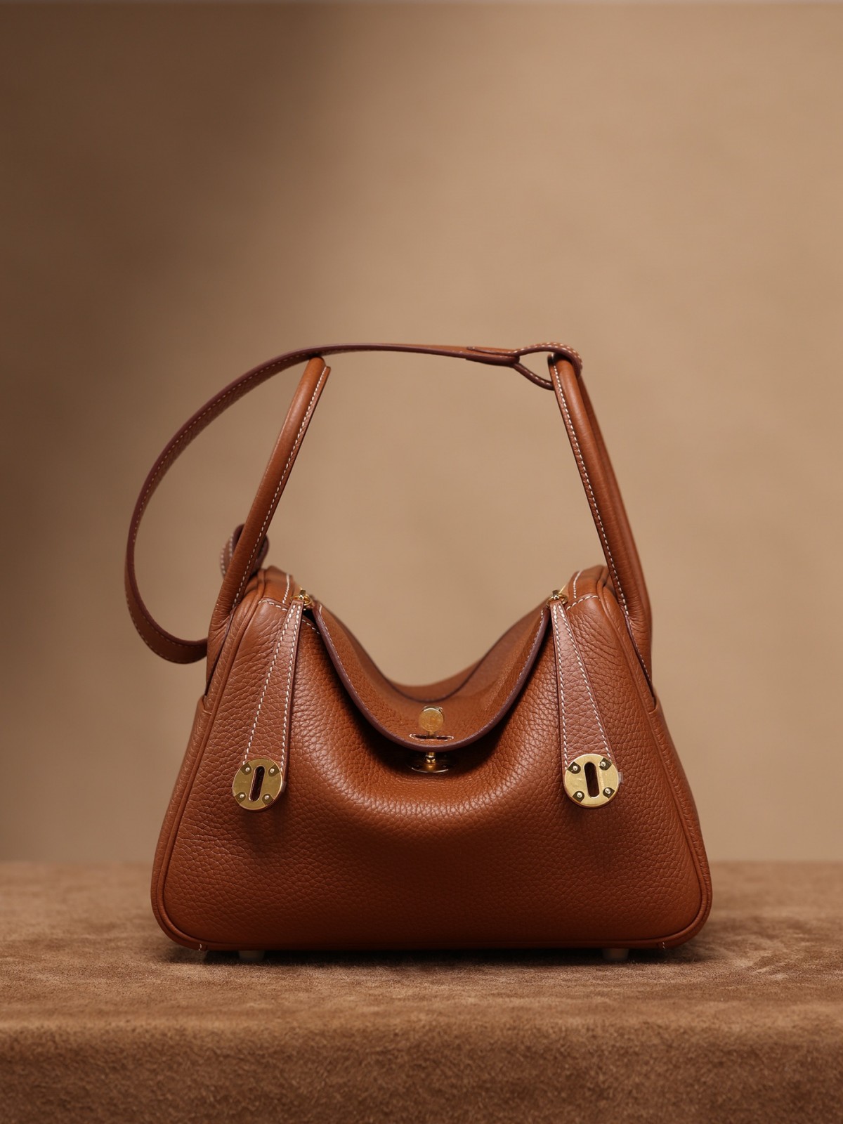 Shebag fully handmade Hermes Lindy 26 bag in brown silver hardware review(2025 Jan updated)-Best Quality Fake designer Bag Review, Replica designer bag ru