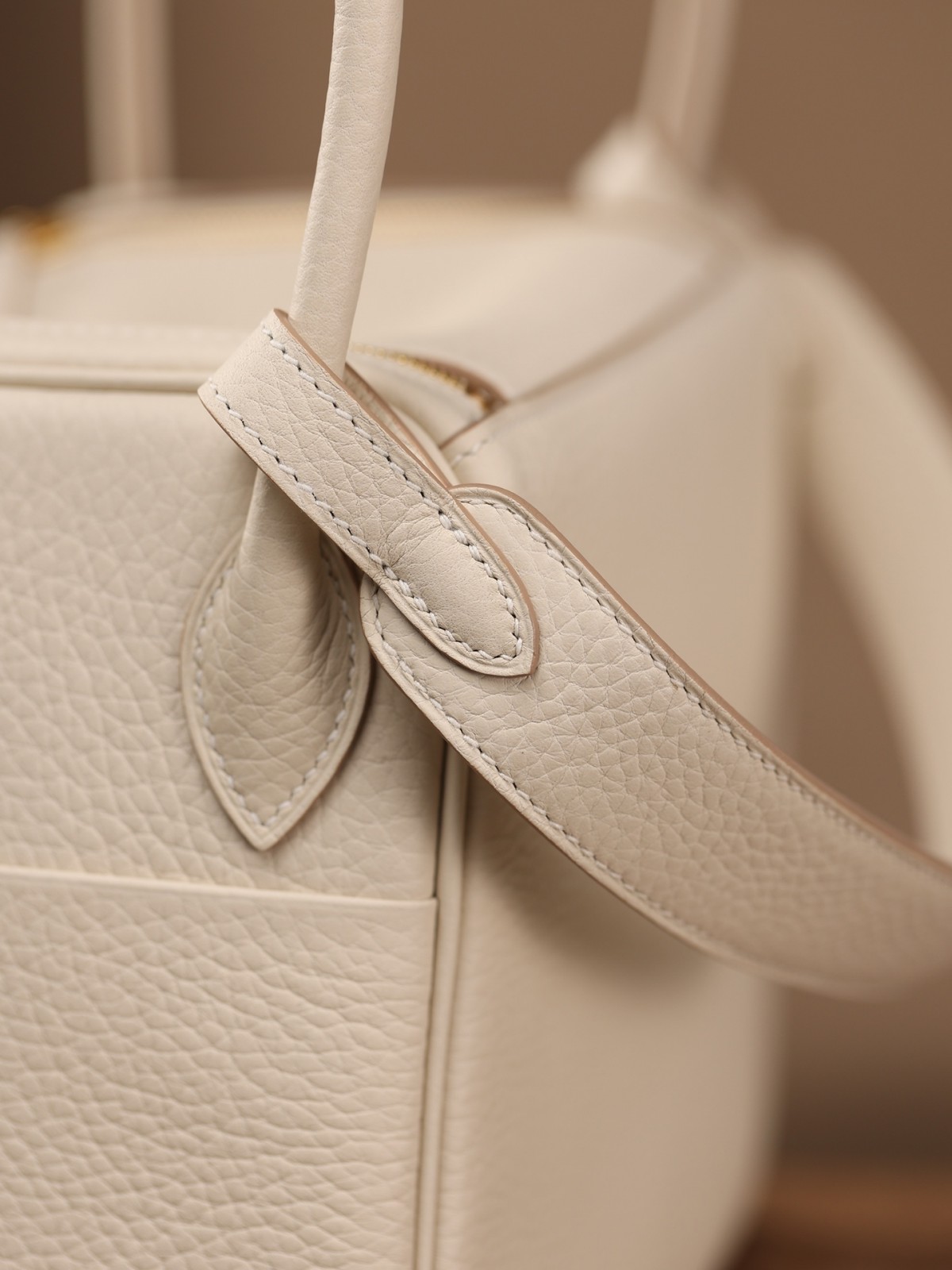 Shebag fully hand made Lindy 26 white bag in togo review (2025 Jan updated)-Best Quality Fake designer Bag Review, Replica designer bag ru