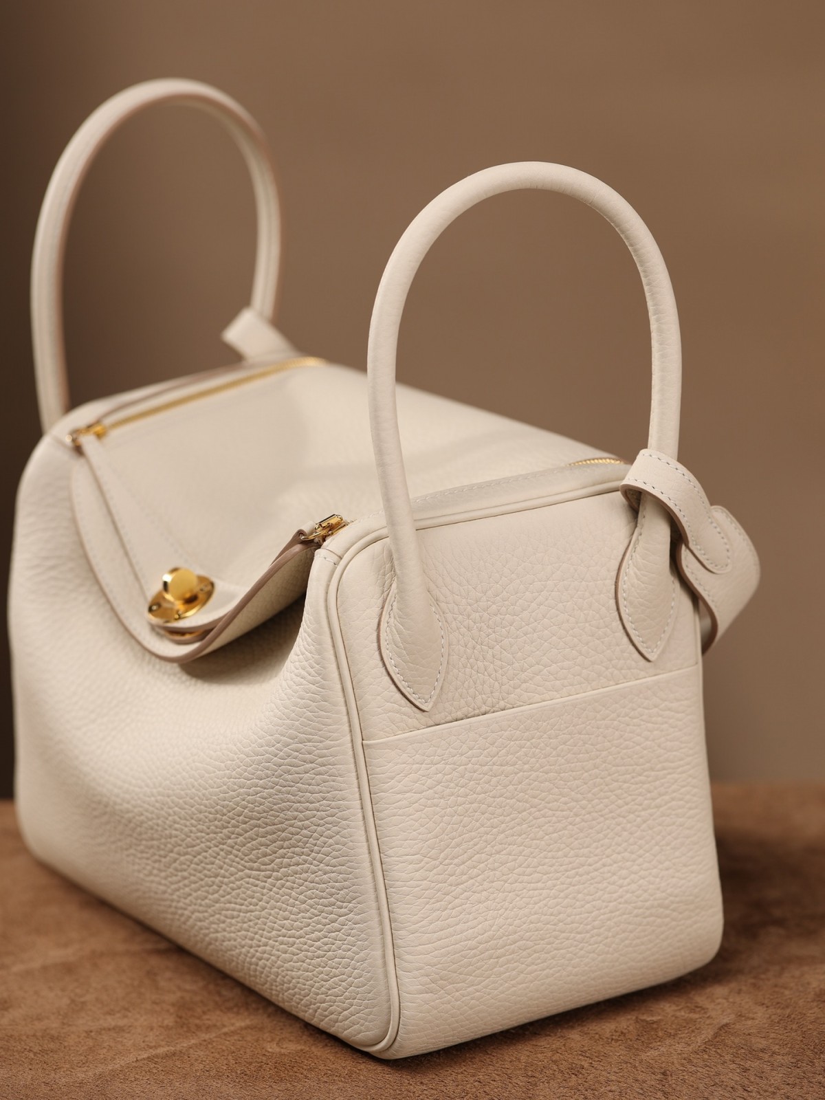Shebag fully hand made Lindy 26 white bag in togo review (2025 Jan updated)-Best Quality Fake designer Bag Review, Replica designer bag ru