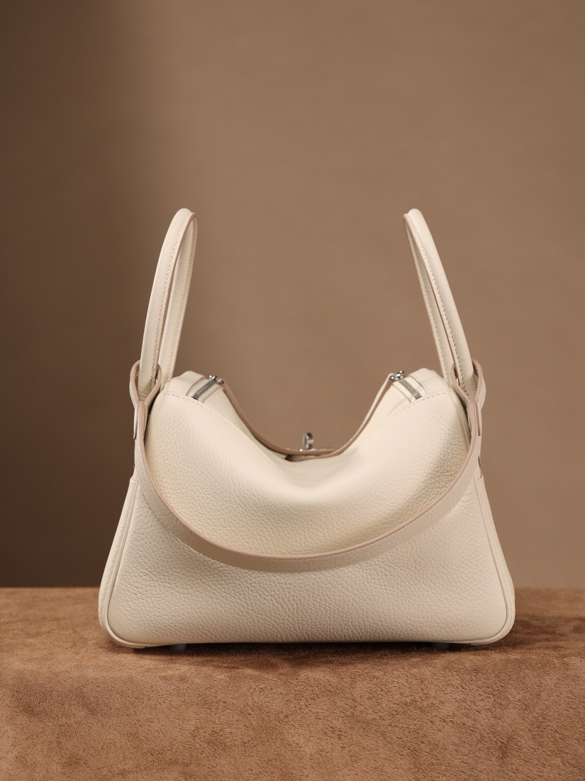 Shebag fully hand made Lindy 26 white bag in togo review (2025 Jan updated)-Best Quality Fake designer Bag Review, Replica designer bag ru