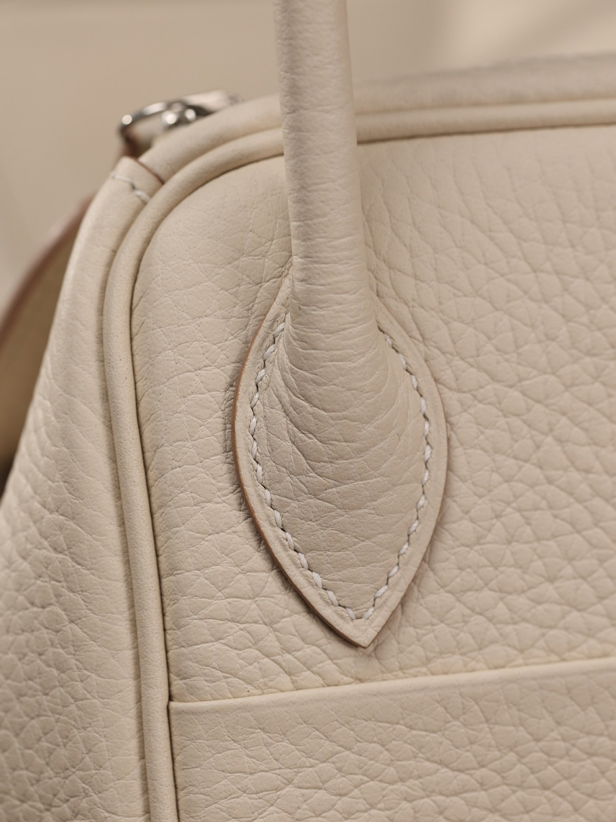 Shebag fully hand made Lindy 26 white bag in togo review (2025 Jan updated)-Best Quality Fake designer Bag Review, Replica designer bag ru