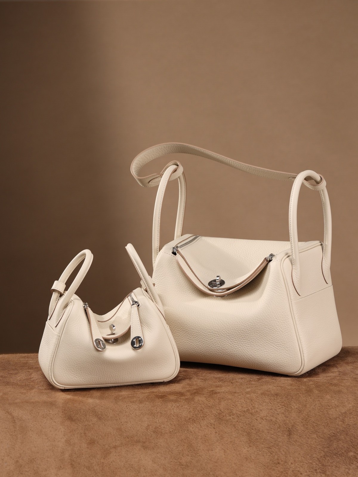 Shebag fully hand made Lindy 26 white bag in togo review (2025 Jan updated)-Best Quality Fake designer Bag Review, Replica designer bag ru