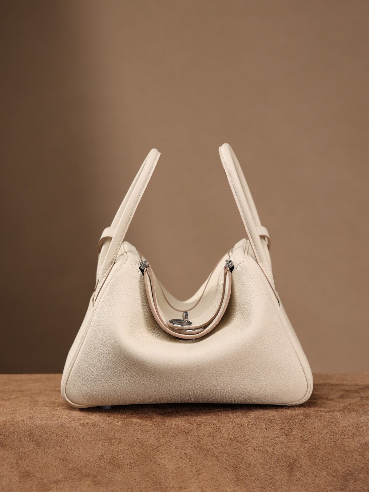 Shebag fully hand made Lindy 26 white bag in togo review (2025 Jan updated)-Best Quality Fake designer Bag Review, Replica designer bag ru