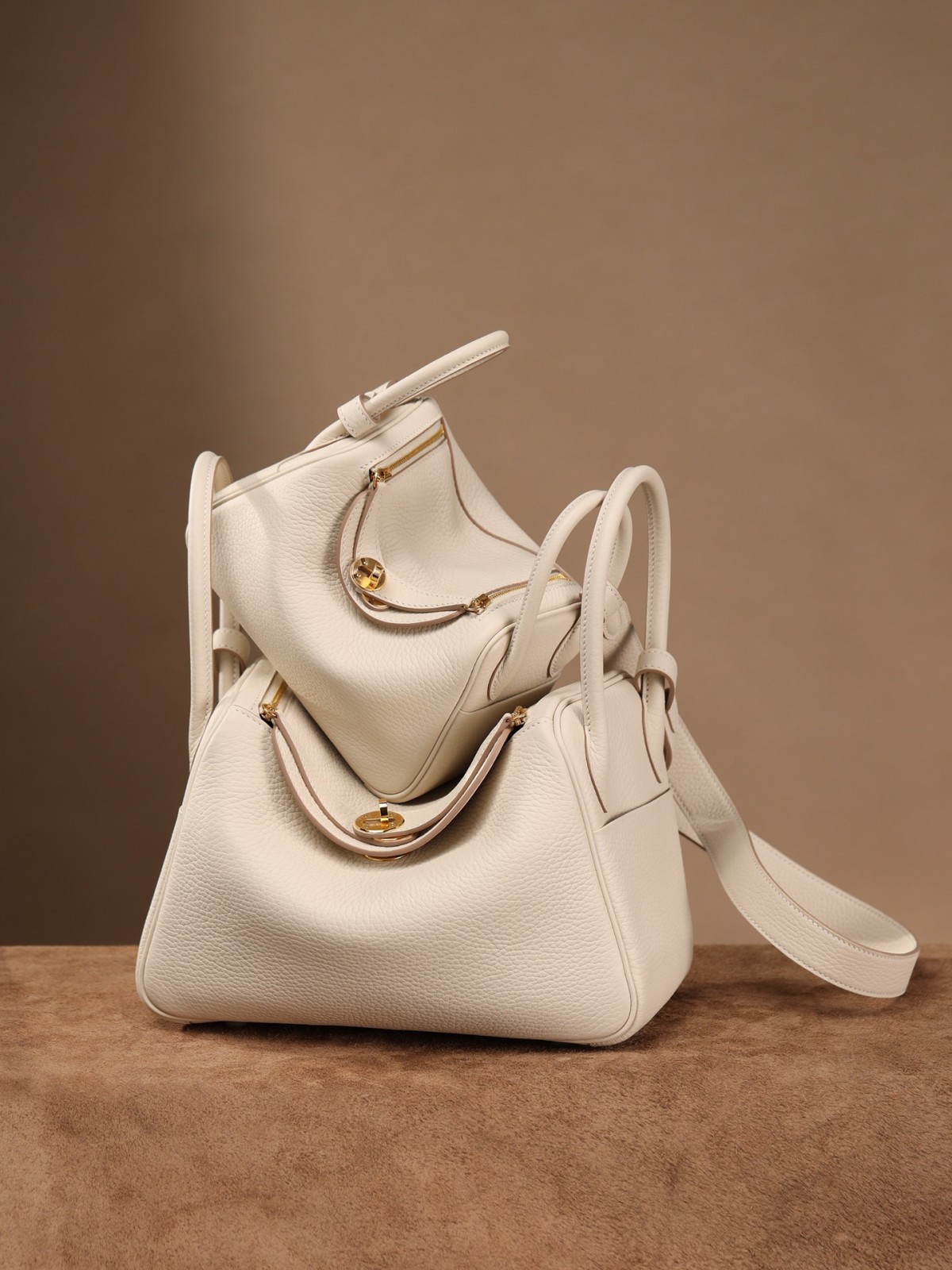 Shebag fully hand made Lindy 26 white bag in togo review (2025 Jan updated)-Best Quality Fake designer Bag Review, Replica designer bag ru