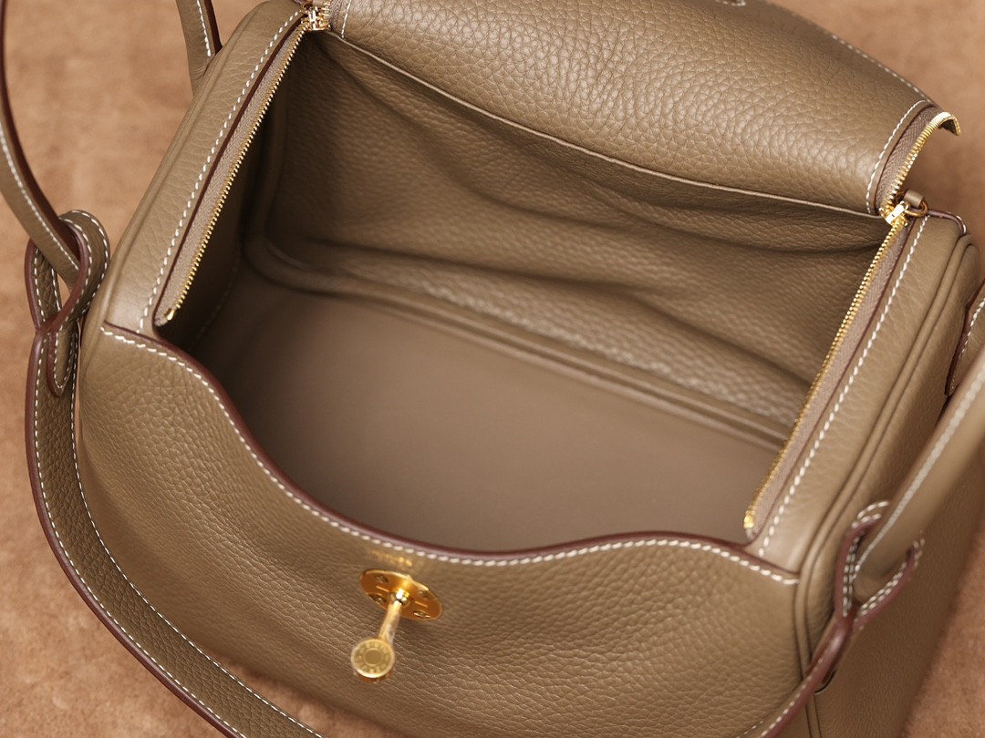 Shebag fully handmade Hermes Lindy 26 grey gold in togo(2025 Jan updated)-Best Quality Fake designer Bag Review, Replica designer bag ru