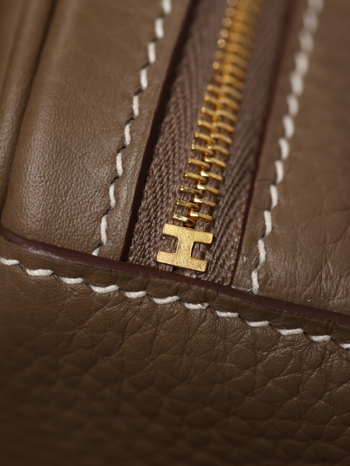 Shebag fully handmade Hermes Lindy 26 grey gold in togo(2025 Jan updated)-Best Quality Fake designer Bag Review, Replica designer bag ru