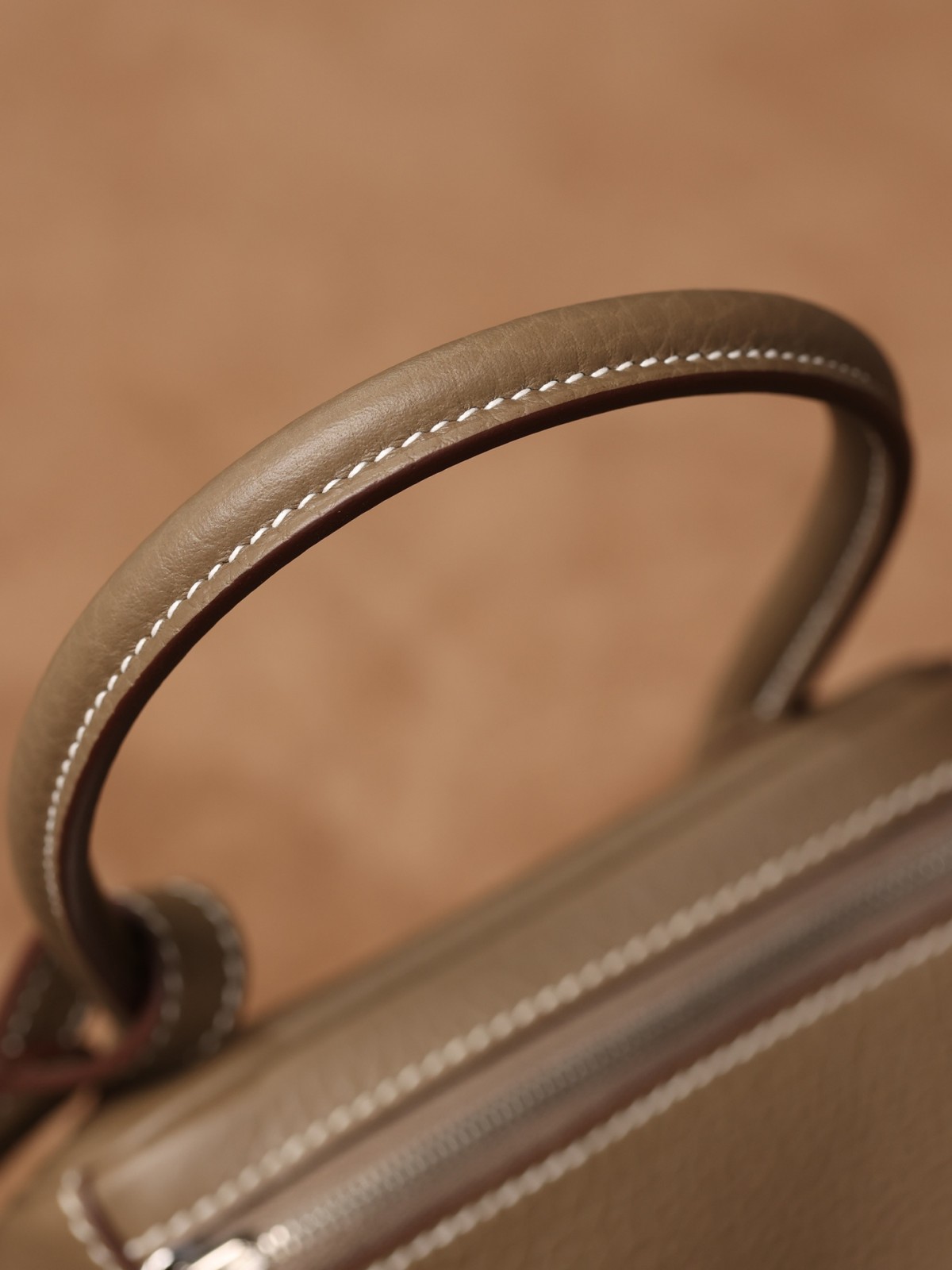 Shebag fully handmade Hermes Lindy 26 grey gold in togo(2025 Jan updated)-Best Quality Fake designer Bag Review, Replica designer bag ru