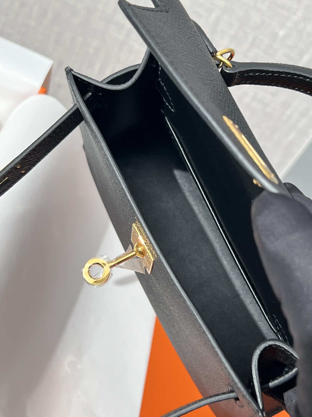 Shebag fully handmade Hermes mini kelly 2 black gold review (2025 Jan updated)-Best Quality Fake designer Bag Review, Replica designer bag ru Shebag fully handmade Hermes mini kelly 2 black gold review (2025 Jan updated)-Best Quality Fake designer Bag Review, Replica designer bag ru