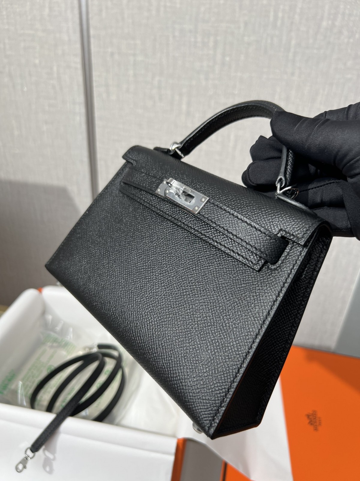 Shebag fully handmade Hermes mini kelly 2 black gold review (2025 Jan updated)-Best Quality Fake designer Bag Review, Replica designer bag ru Shebag fully handmade Hermes mini kelly 2 black gold review (2025 Jan updated)-Best Quality Fake designer Bag Review, Replica designer bag ru