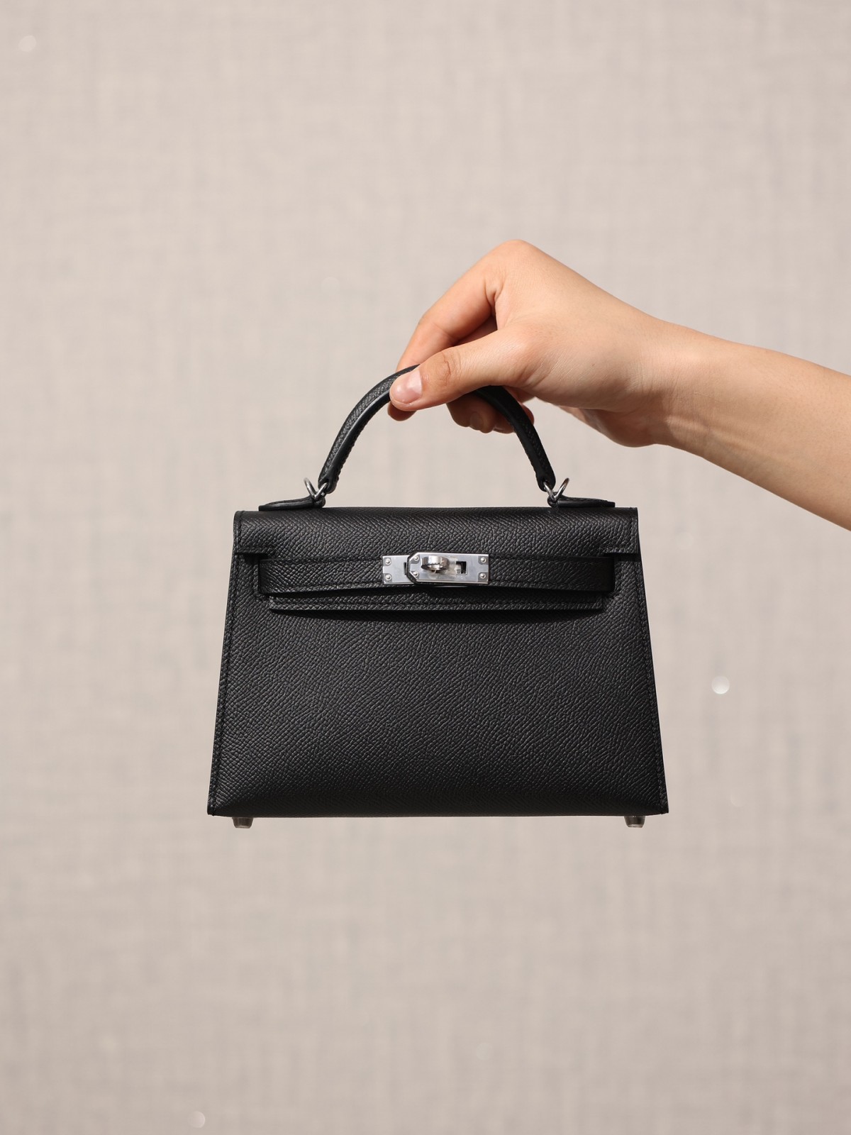 Shebag fully handmade Hermes mini kelly 2 black gold review (2025 Jan updated)-Best Quality Fake designer Bag Review, Replica designer bag ru Shebag fully handmade Hermes mini kelly 2 black gold review (2025 Jan updated)-Best Quality Fake designer Bag Review, Replica designer bag ru