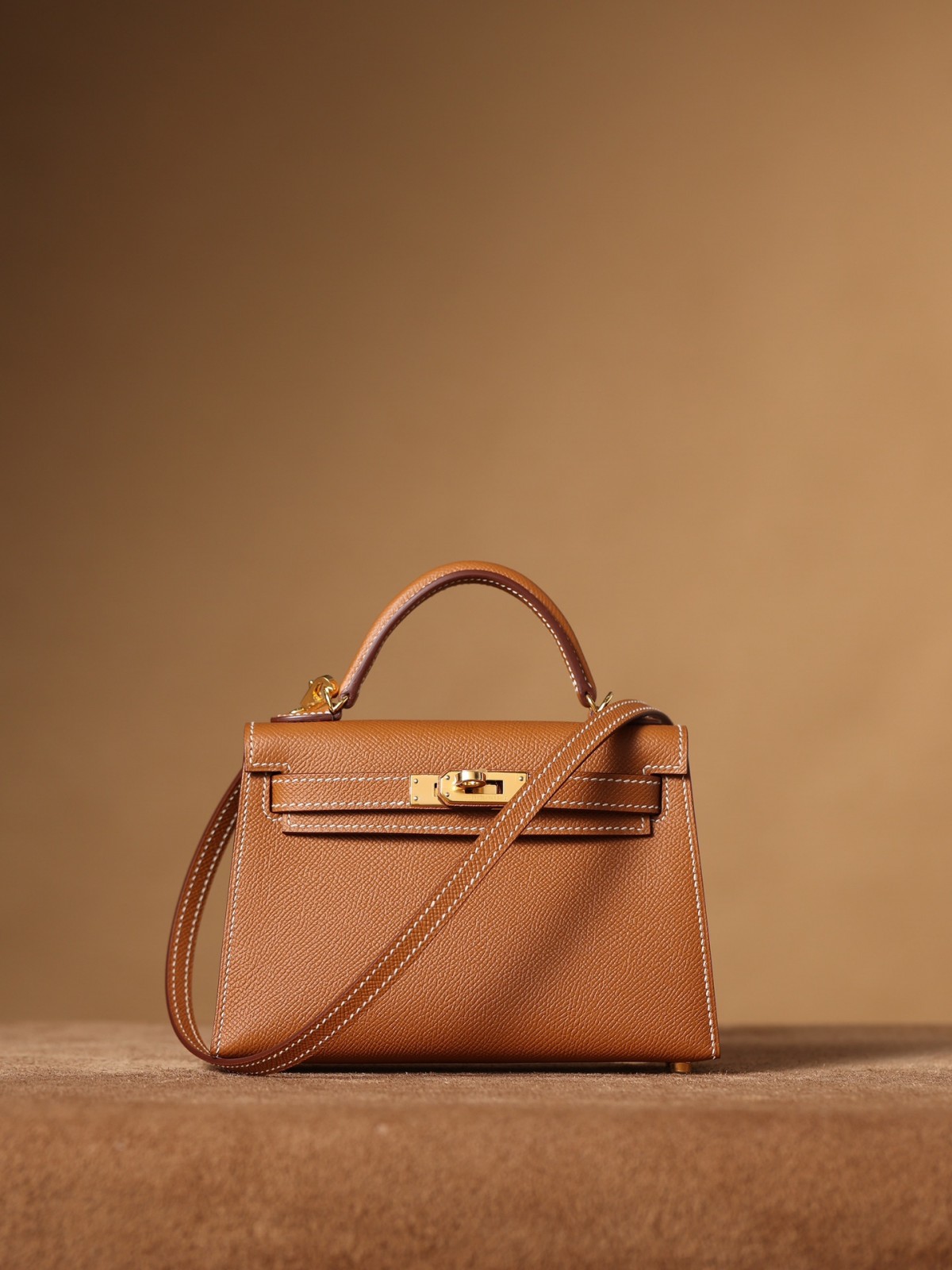 Shebag fully handmade Mini kelly 2 in brown gold Epsom leather review (2025 Feb updated)-Best Quality Fake designer Bag Review, Replica designer bag ru Shebag fully handmade Mini kelly 2 in brown gold Epsom leather review (2025 Feb updated)-Best Quality Fake designer Bag Review, Replica designer bag ru