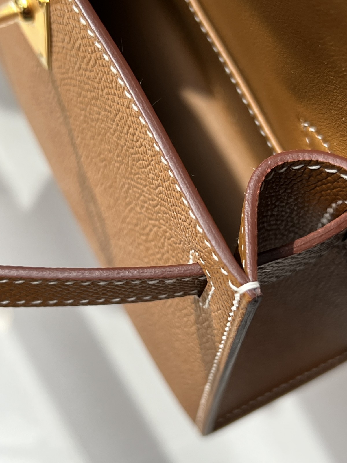 Shebag fully handmade Mini kelly 2 in brown gold Epsom leather review (2025 Feb updated)-Best Quality Fake designer Bag Review, Replica designer bag ru Shebag fully handmade Mini kelly 2 in brown gold Epsom leather review (2025 Feb updated)-Best Quality Fake designer Bag Review, Replica designer bag ru