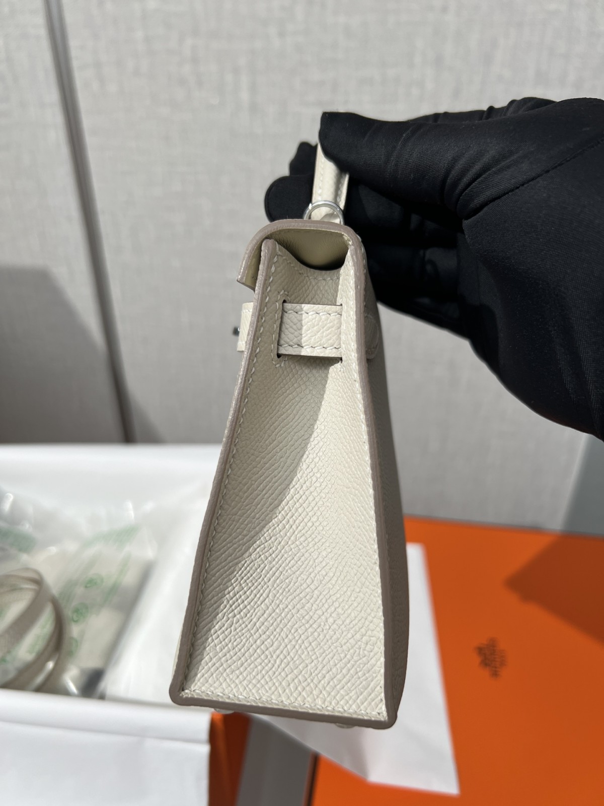 Shebag fully hand made Hermes mini kelly 2 in white epsom leather review (2025 Feb updated)-Best Quality Fake designer Bag Review, Replica designer bag ru Shebag fully hand made Hermes mini kelly 2 in white epsom leather review (2025 Feb updated)-Best Quality Fake designer Bag Review, Replica designer bag ru