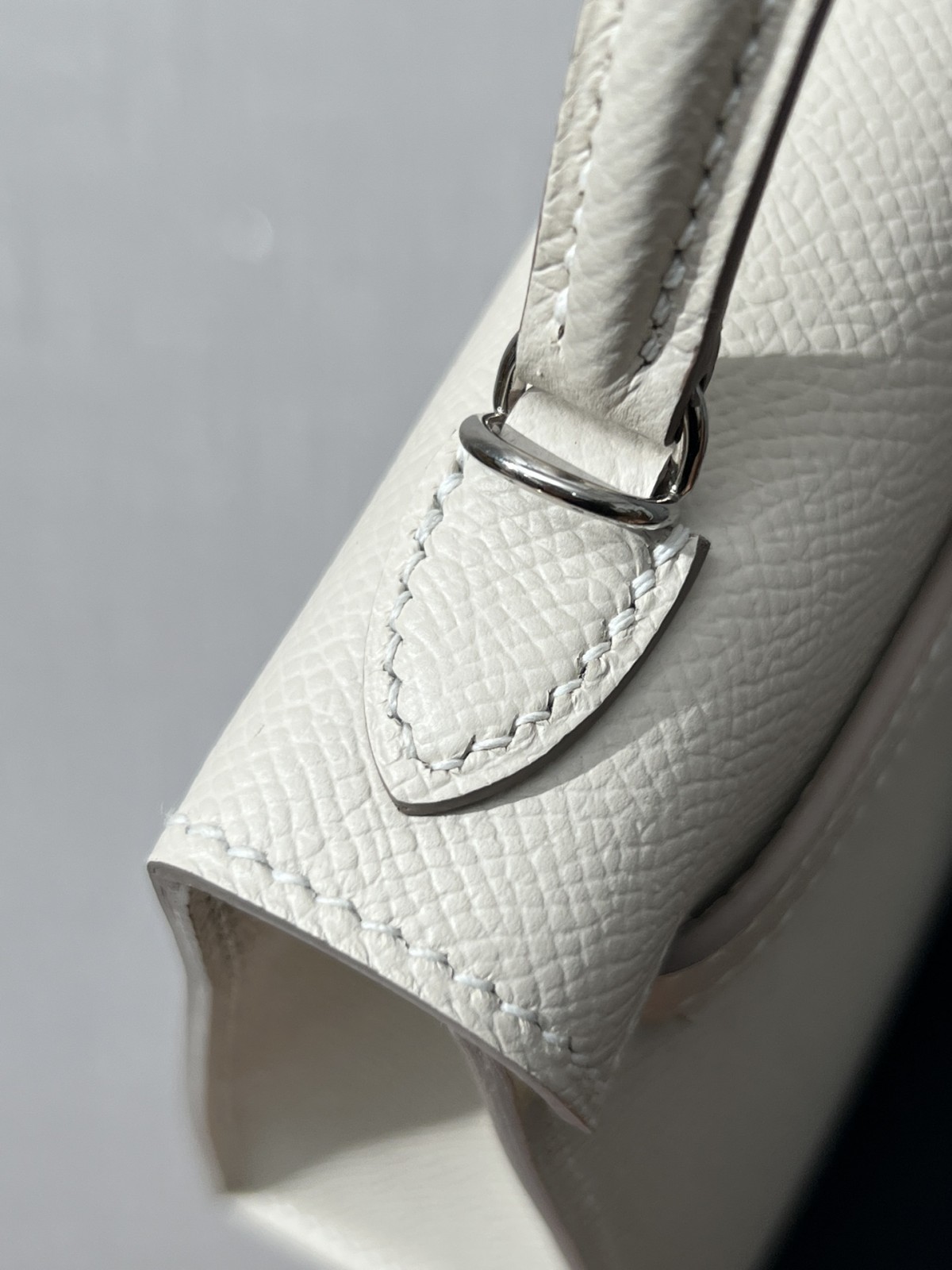 Shebag fully hand made Hermes mini kelly 2 in white epsom leather review (2025 Feb updated)-Best Quality Fake designer Bag Review, Replica designer bag ru Shebag fully hand made Hermes mini kelly 2 in white epsom leather review (2025 Feb updated)-Best Quality Fake designer Bag Review, Replica designer bag ru