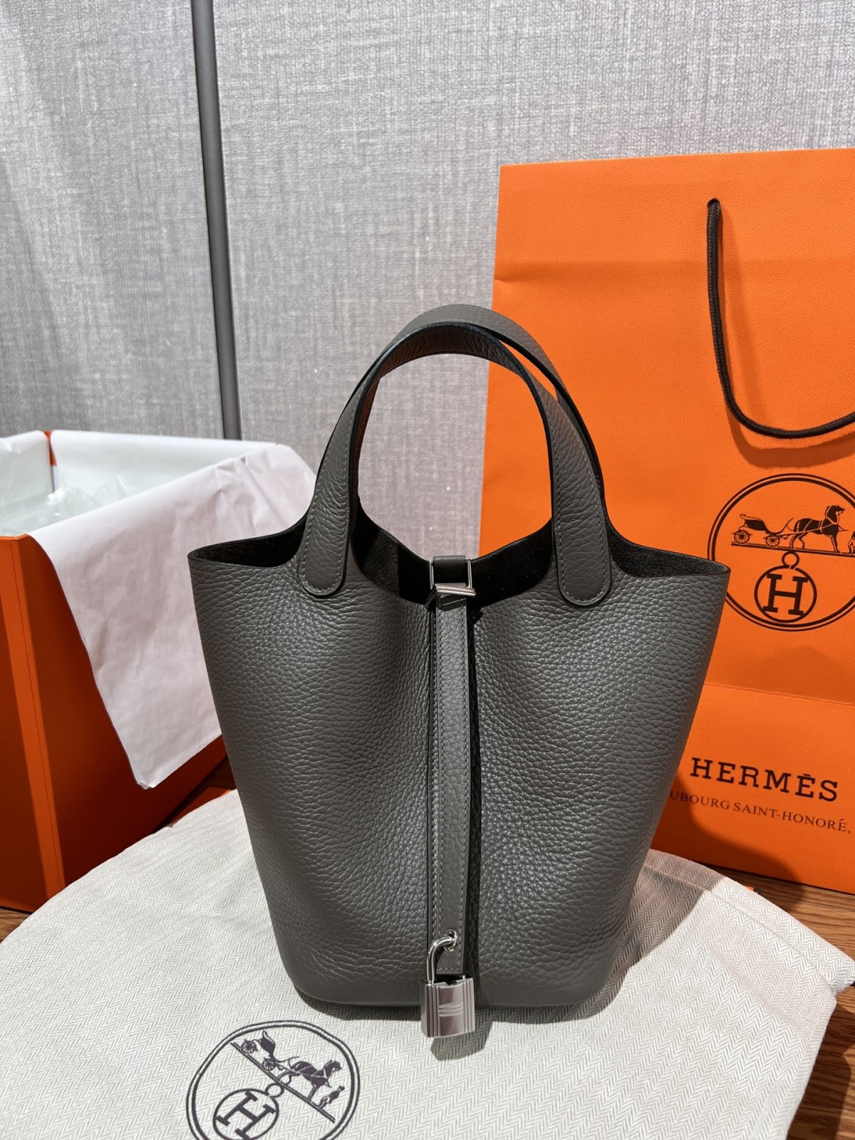Shebag fully handmade Hermes Picotin 18 in grey togo review (2025 Feb updated)-Best Quality Fake designer Bag Review, Replica designer bag ru Shebag fully handmade Hermes Picotin 18 in grey togo review (2025 Feb updated)-Best Quality Fake designer Bag Review, Replica designer bag ru