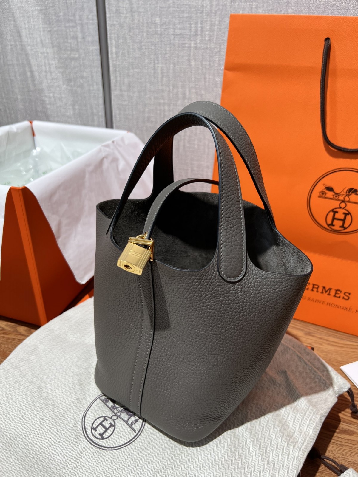 Shebag fully handmade Hermes Picotin 18 in grey togo review (2025 Feb updated)-Best Quality Fake designer Bag Review, Replica designer bag ru Shebag fully handmade Hermes Picotin 18 in grey togo review (2025 Feb updated)-Best Quality Fake designer Bag Review, Replica designer bag ru