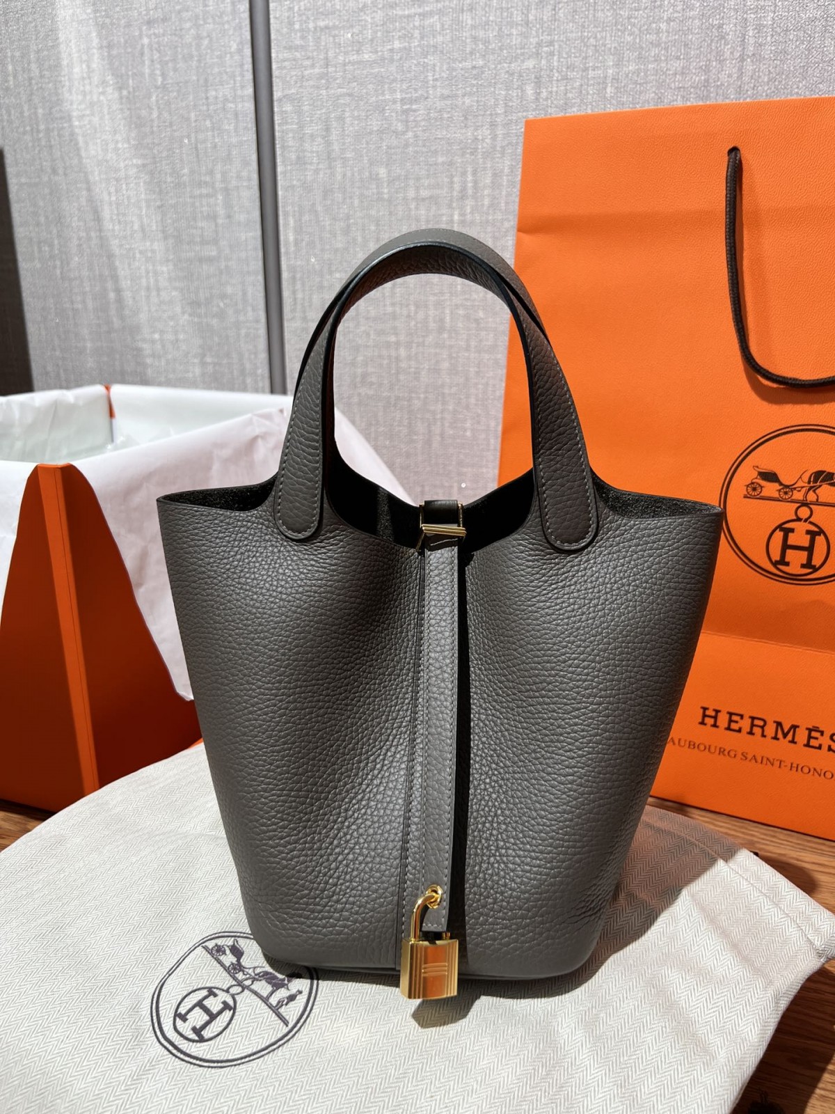 Shebag fully handmade Hermes Picotin 18 in grey togo review (2025 Feb updated)-Best Quality Fake designer Bag Review, Replica designer bag ru Shebag fully handmade Hermes Picotin 18 in grey togo review (2025 Feb updated)-Best Quality Fake designer Bag Review, Replica designer bag ru