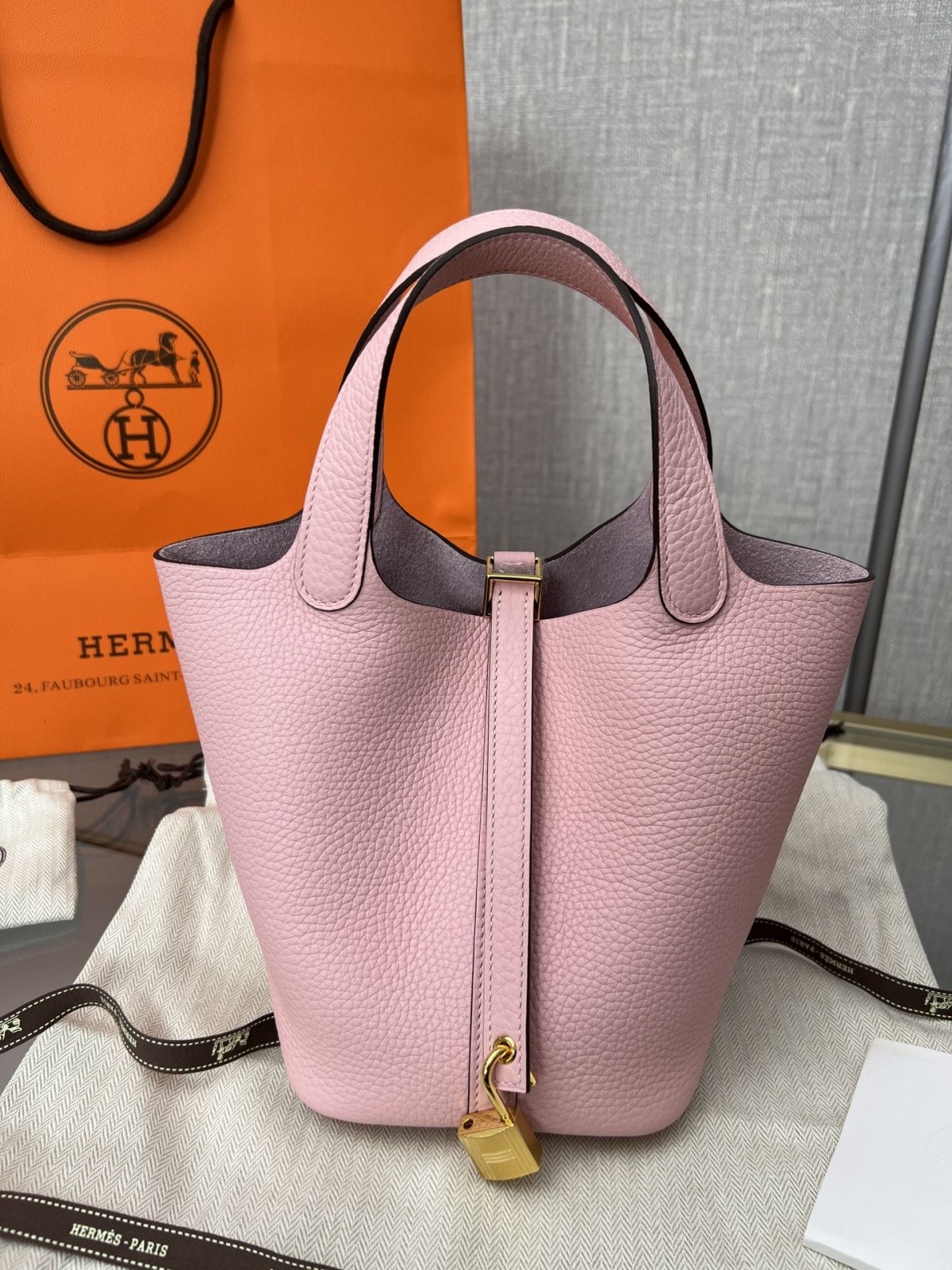Shebag handmade Hermes Picotin 18 bag in Pink togo leather (2025 Feb updated)-Best Quality Fake designer Bag Review, Replica designer bag ru Shebag handmade Hermes Picotin 18 bag in Pink togo leather (2025 Feb updated)-Best Quality Fake designer Bag Review, Replica designer bag ru