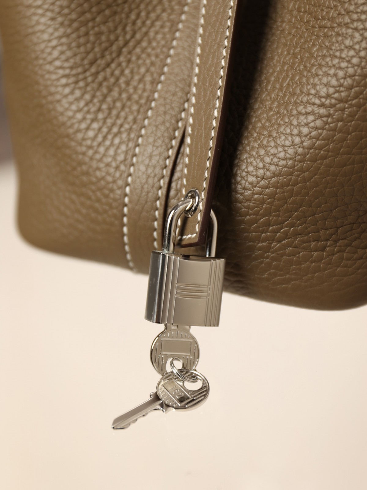 Shebag handmade Hermers Picotin 18 VS Picotin 22,which size fits?(2025 Feb updated)-Best Quality Fake designer Bag Review, Replica designer bag ru Shebag handmade Hermers Picotin 18 VS Picotin 22,which size fits?(2025 Feb updated)-Best Quality Fake designer Bag Review, Replica designer bag ru