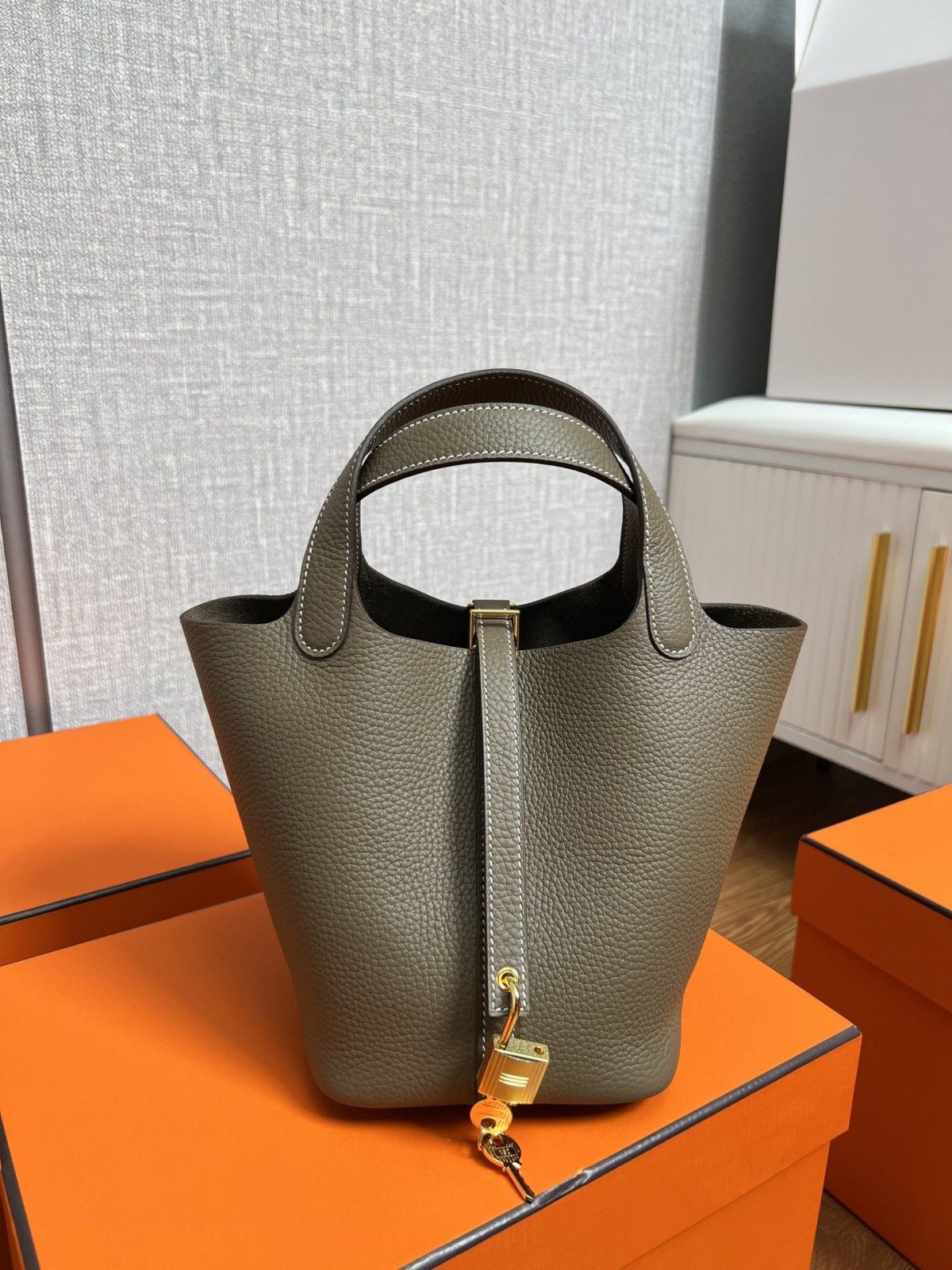 Shebag handmade Hermers Picotin 18 VS Picotin 22,which size fits?(2025 Feb updated)-Best Quality Fake designer Bag Review, Replica designer bag ru Shebag handmade Hermers Picotin 18 VS Picotin 22,which size fits?(2025 Feb updated)-Best Quality Fake designer Bag Review, Replica designer bag ru