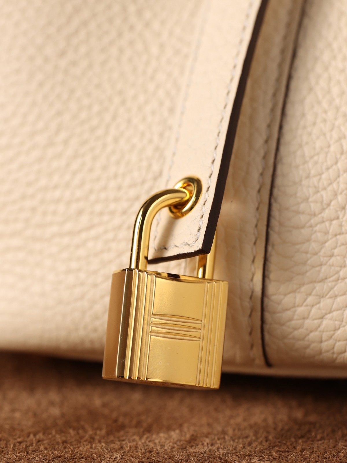 Shebag handmade Hermes white Picotin 18 bag in white togo (2025 Feb updated)-Best Quality Fake designer Bag Review, Replica designer bag ru Shebag handmade Hermes white Picotin 18 bag in white togo (2025 Feb updated)-Best Quality Fake designer Bag Review, Replica designer bag ru