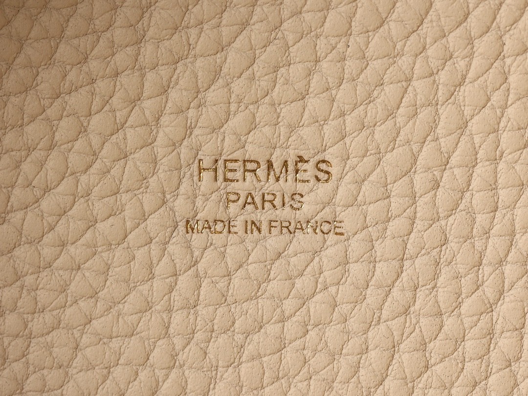 Shebag handmade Hermes white Picotin 18 bag in white togo (2025 Feb updated)-Best Quality Fake designer Bag Review, Replica designer bag ru Shebag handmade Hermes white Picotin 18 bag in white togo (2025 Feb updated)-Best Quality Fake designer Bag Review, Replica designer bag ru