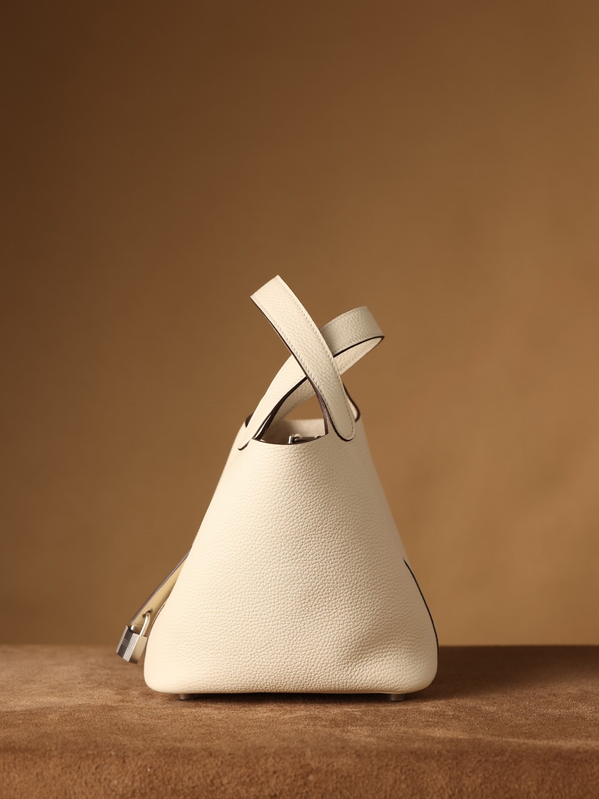 Shebag handmade Hermes white Picotin 18 bag in white togo (2025 Feb updated)-Best Quality Fake designer Bag Review, Replica designer bag ru Shebag handmade Hermes white Picotin 18 bag in white togo (2025 Feb updated)-Best Quality Fake designer Bag Review, Replica designer bag ru