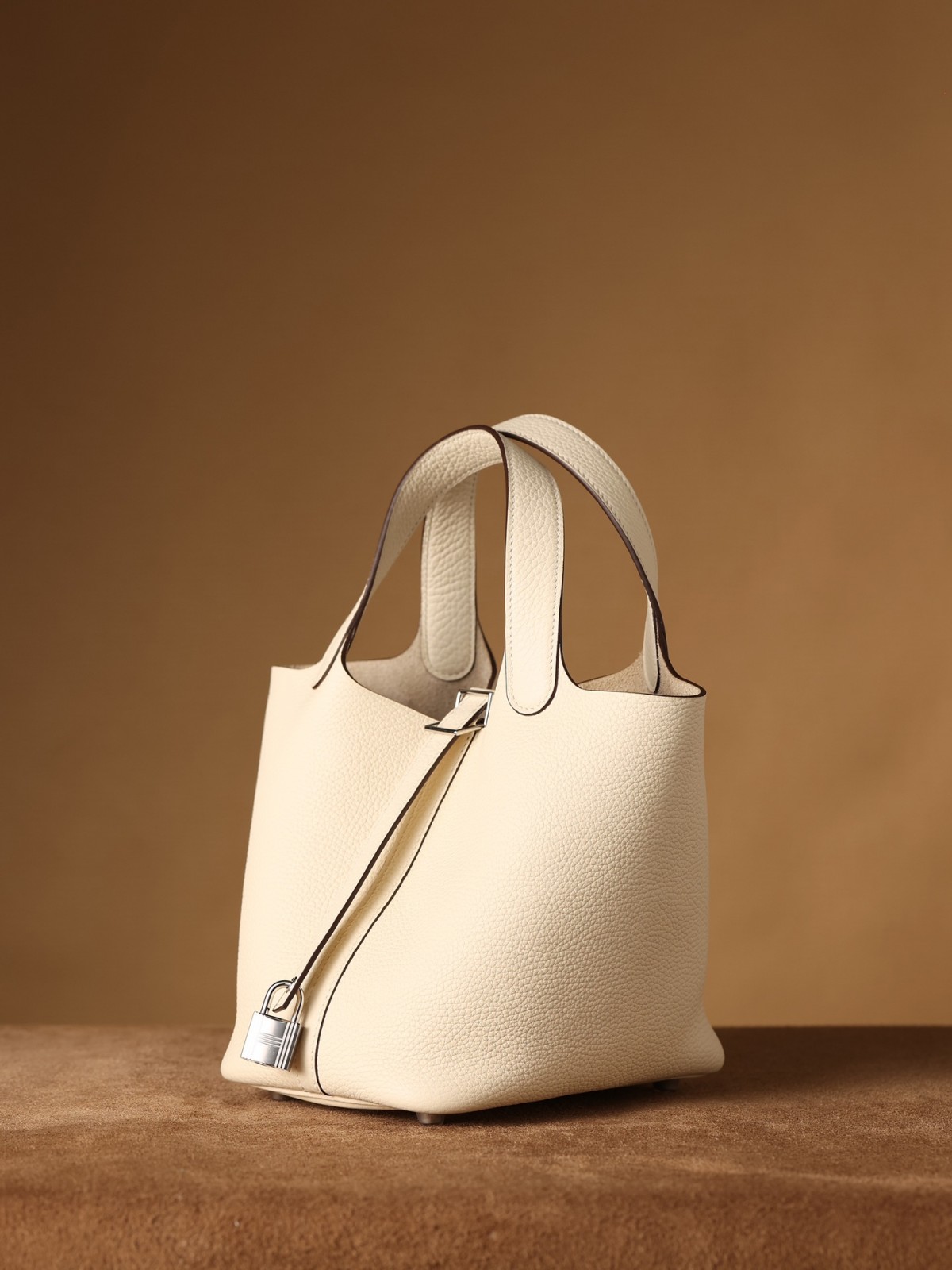 Shebag handmade Hermes white Picotin 18 bag in white togo (2025 Feb updated)-Best Quality Fake designer Bag Review, Replica designer bag ru Shebag handmade Hermes white Picotin 18 bag in white togo (2025 Feb updated)-Best Quality Fake designer Bag Review, Replica designer bag ru