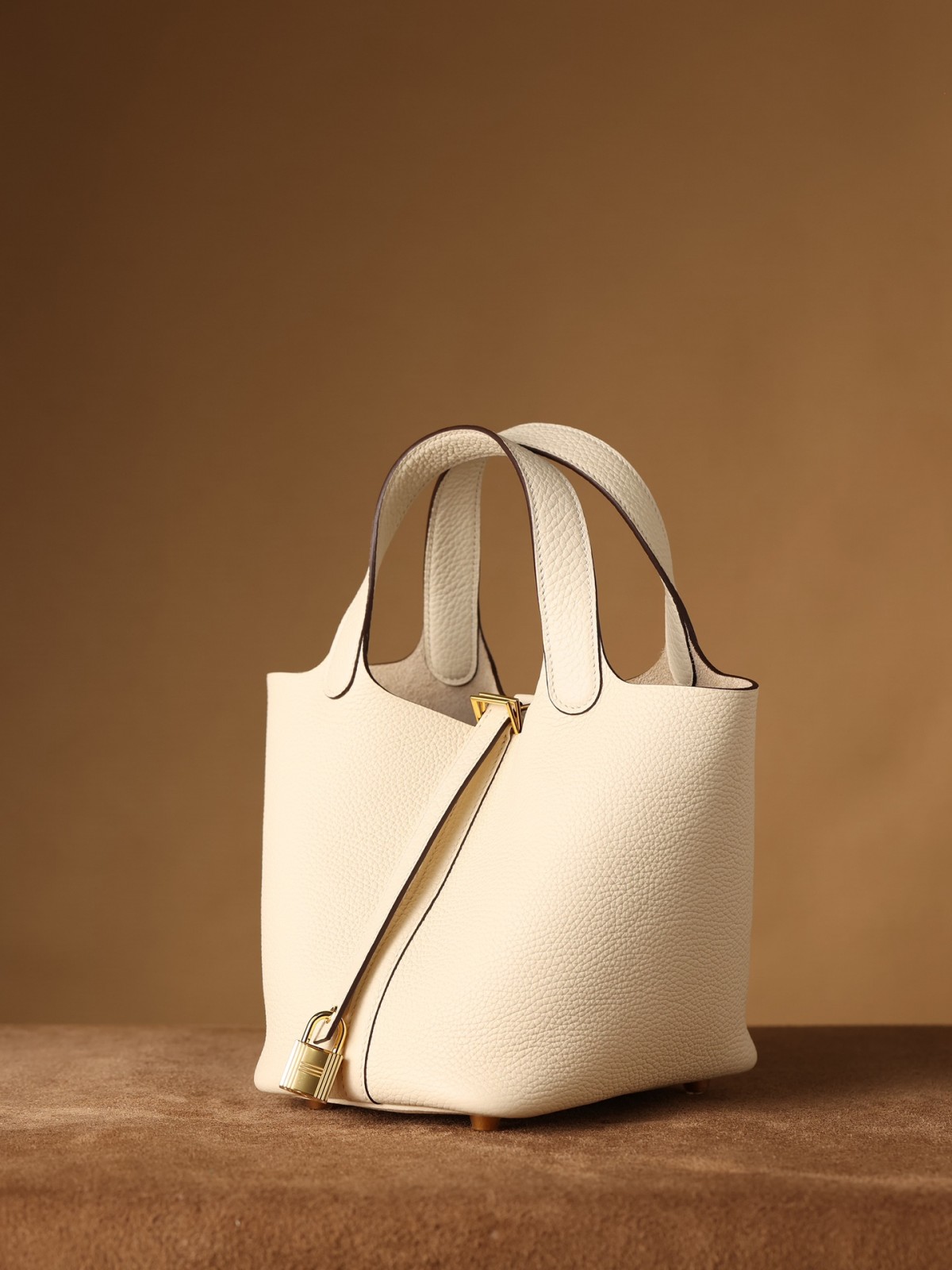 Shebag handmade Hermes white Picotin 18 bag in white togo (2025 Feb updated)-Best Quality Fake designer Bag Review, Replica designer bag ru Shebag handmade Hermes white Picotin 18 bag in white togo (2025 Feb updated)-Best Quality Fake designer Bag Review, Replica designer bag ru