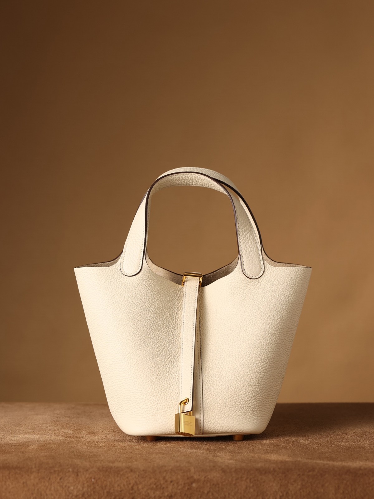 Shebag handmade Hermes white Picotin 18 bag in white togo (2025 Feb updated)-Best Quality Fake designer Bag Review, Replica designer bag ru Shebag handmade Hermes white Picotin 18 bag in white togo (2025 Feb updated)-Best Quality Fake designer Bag Review, Replica designer bag ru