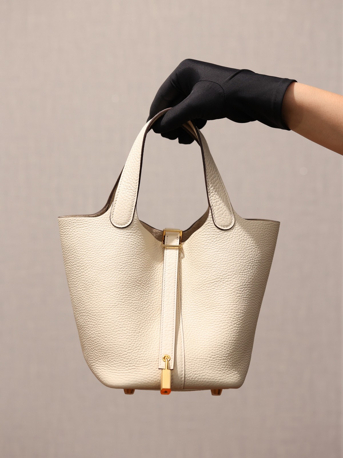 Shebag handmade Hermes white Picotin 18 bag in white togo (2025 Feb updated)-Best Quality Fake designer Bag Review, Replica designer bag ru Shebag handmade Hermes white Picotin 18 bag in white togo (2025 Feb updated)-Best Quality Fake designer Bag Review, Replica designer bag ru