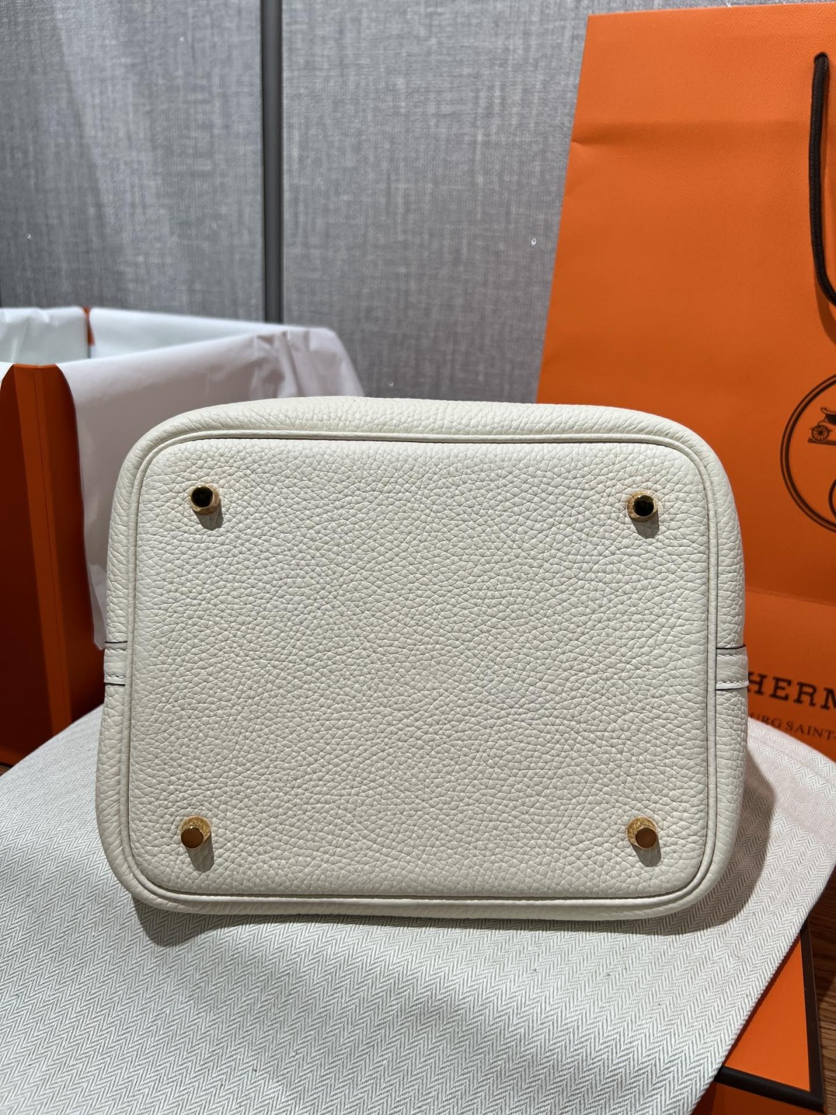 Shebag fully handmade Hermes Picotin 22 bag in cream white togo leather review silver (2025 Feb updated)-Best Quality Fake designer Bag Review, Replica designer bag ru