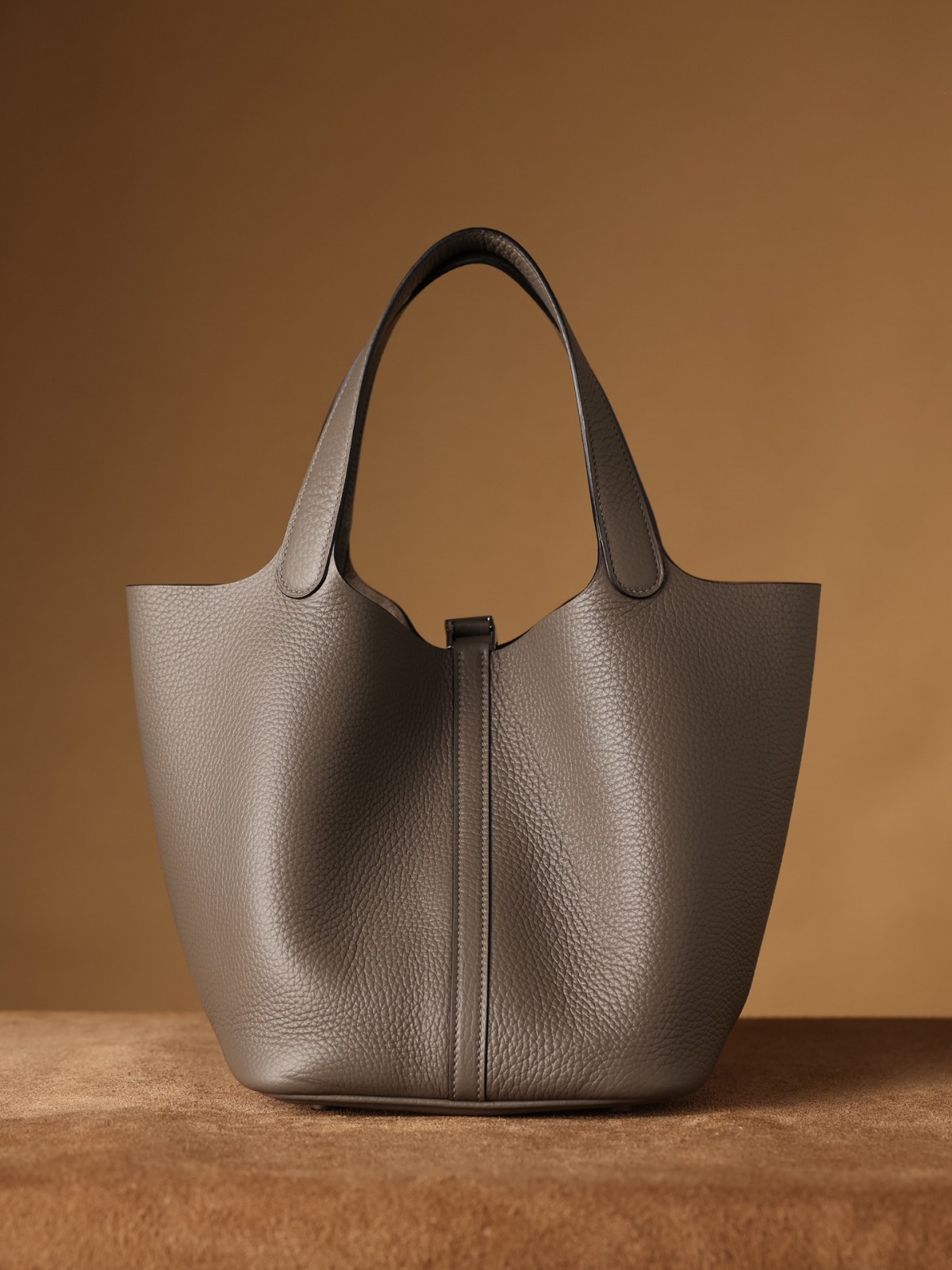Shebag fully handmade Hermes Picotin 22 bag in togo leather in grey (2025 Feb updated)-Best Quality Fake designer Bag Review, Replica designer bag ru Shebag fully handmade Hermes Picotin 22 bag in togo leather in grey (2025 Feb updated)-Best Quality Fake designer Bag Review, Replica designer bag ru