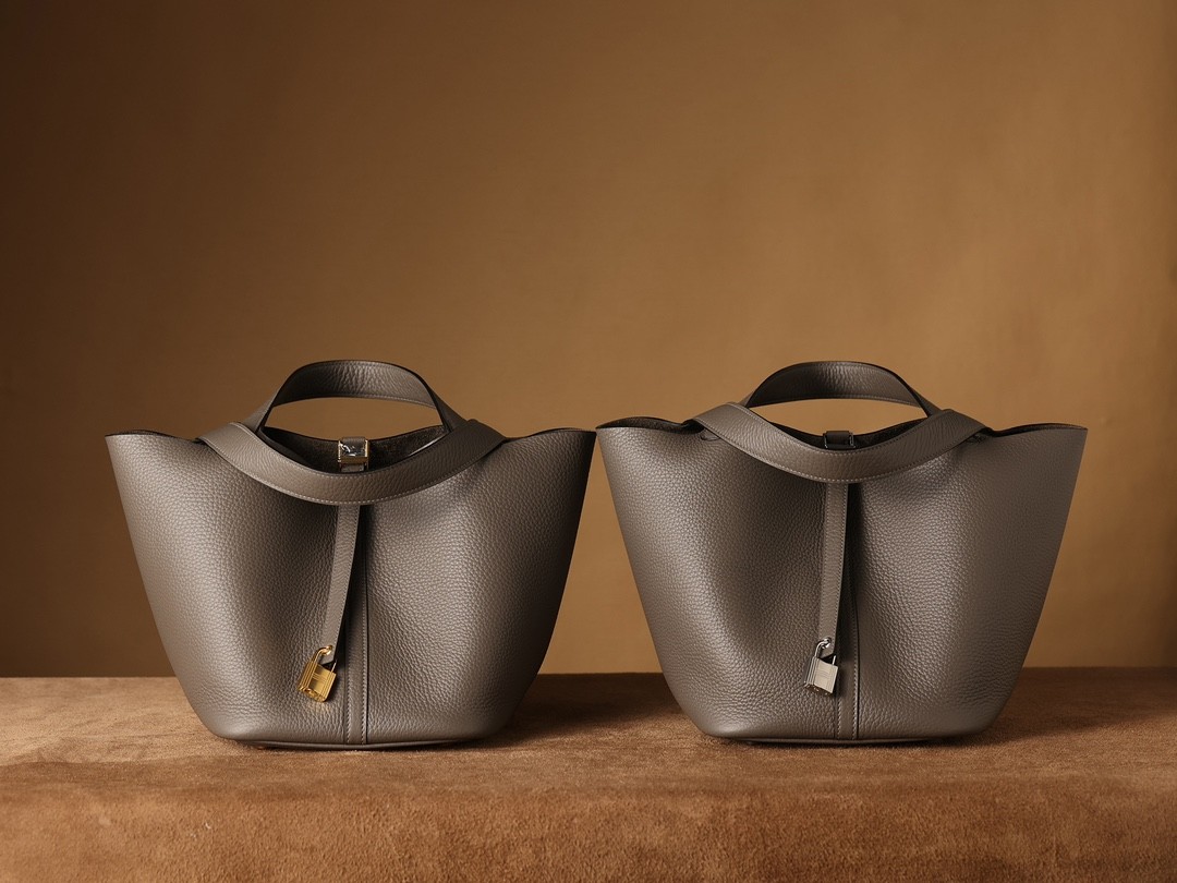 Shebag fully handmade Hermes Picotin 22 bag in togo leather in grey (2025 Feb updated)-Best Quality Fake designer Bag Review, Replica designer bag ru Shebag fully handmade Hermes Picotin 22 bag in togo leather in grey (2025 Feb updated)-Best Quality Fake designer Bag Review, Replica designer bag ru