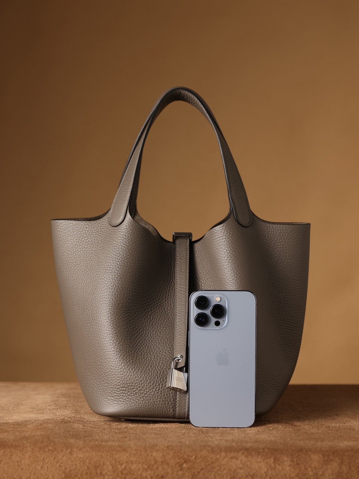 Shebag fully handmade Hermes Picotin 22 bag in togo leather in grey (2025 Feb updated)-Best Quality Fake designer Bag Review, Replica designer bag ru Shebag fully handmade Hermes Picotin 22 bag in togo leather in grey (2025 Feb updated)-Best Quality Fake designer Bag Review, Replica designer bag ru