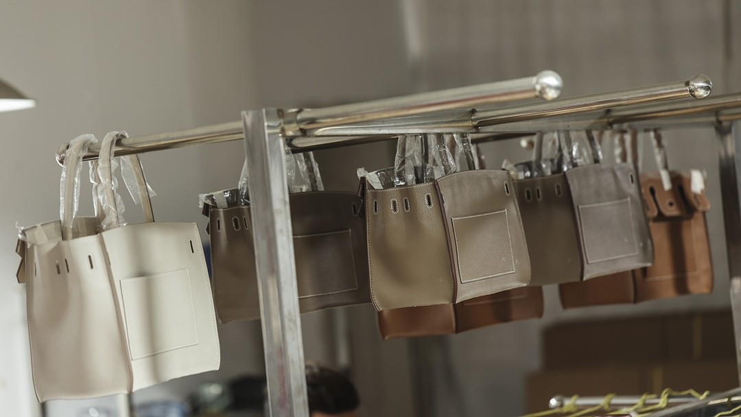 Shebag workshop of Hermes bags, the tools, leathers, and more (2025 Mar updated)-Best Quality Fake designer Bag Review, Replica designer bag ru Shebag workshop of Hermes bags, the tools, leathers, and more (2025 Mar updated)-Best Quality Fake designer Bag Review, Replica designer bag ru