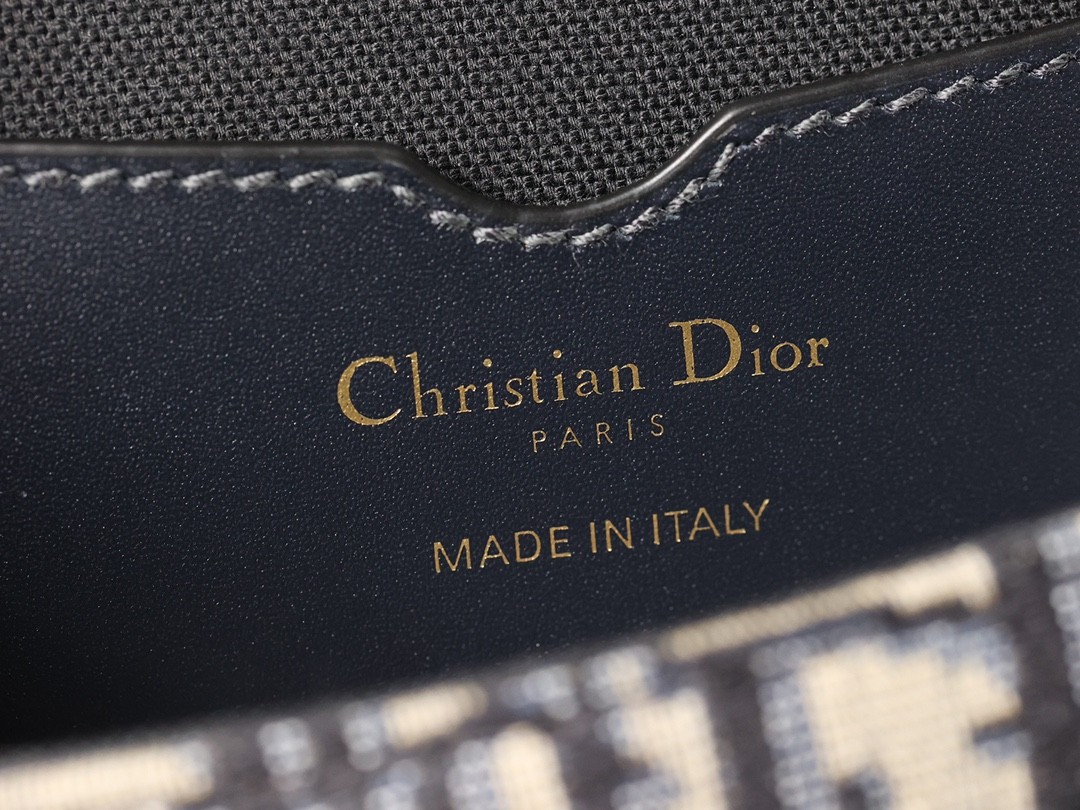 Shebag best replica 2025 Dior bobby east west collection (2025 Mar updated)-Best Quality Fake designer Bag Review, Replica designer bag ru Shebag best replica 2025 Dior bobby east west collection (2025 Mar updated)-Best Quality Fake designer Bag Review, Replica designer bag ru
