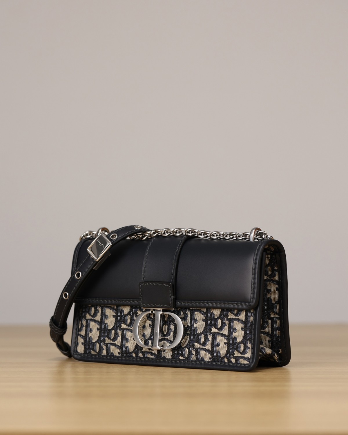 Shebag best replica 2025 new Dior Montaigne 30 bag review (2025 Mar updated)-Best Quality Fake designer Bag Review, Replica designer bag ru Shebag best replica 2025 new Dior Montaigne 30 bag review (2025 Mar updated)-Best Quality Fake designer Bag Review, Replica designer bag ru