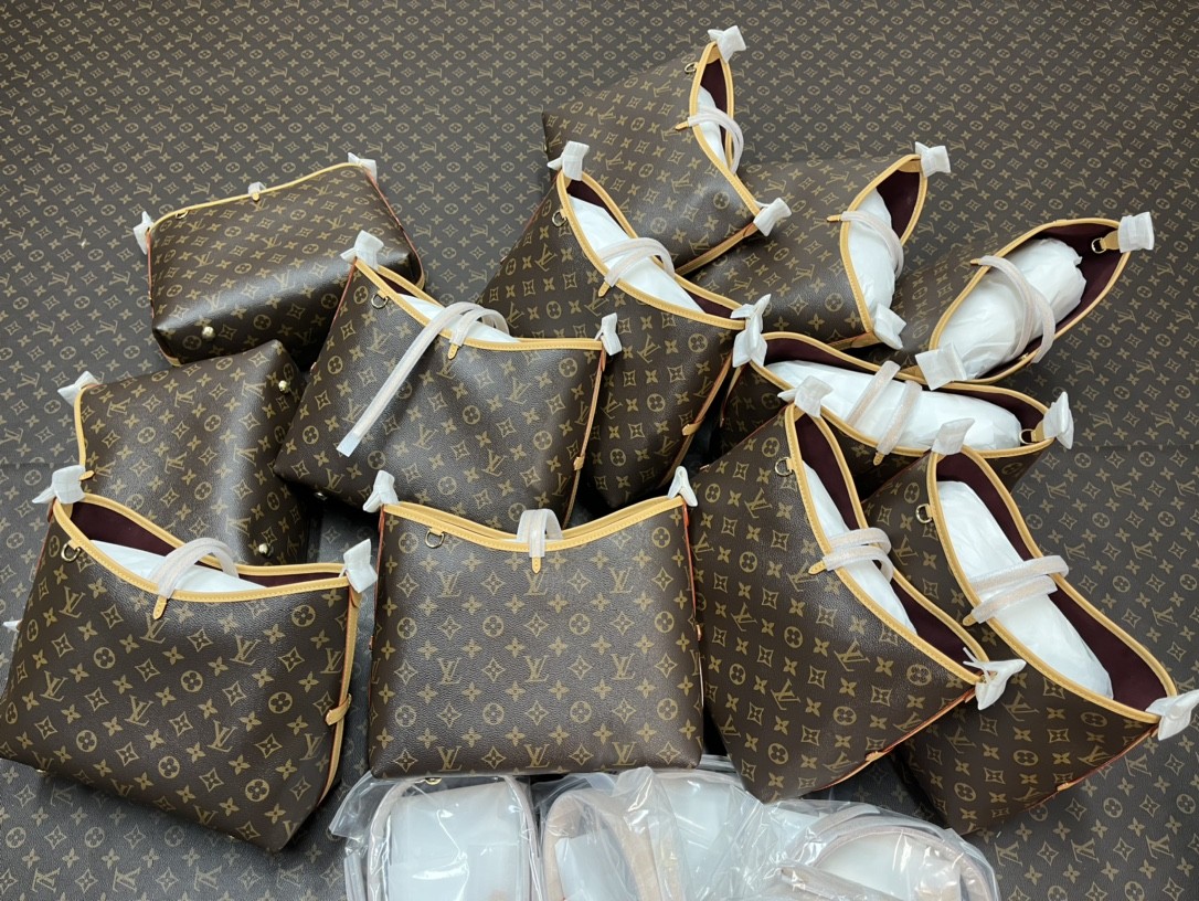 Shebag 2025 new Louis Vuitton Carryall small size bag review (2025 Mar updated)-Best Quality Fake designer Bag Review, Replica designer bag ru