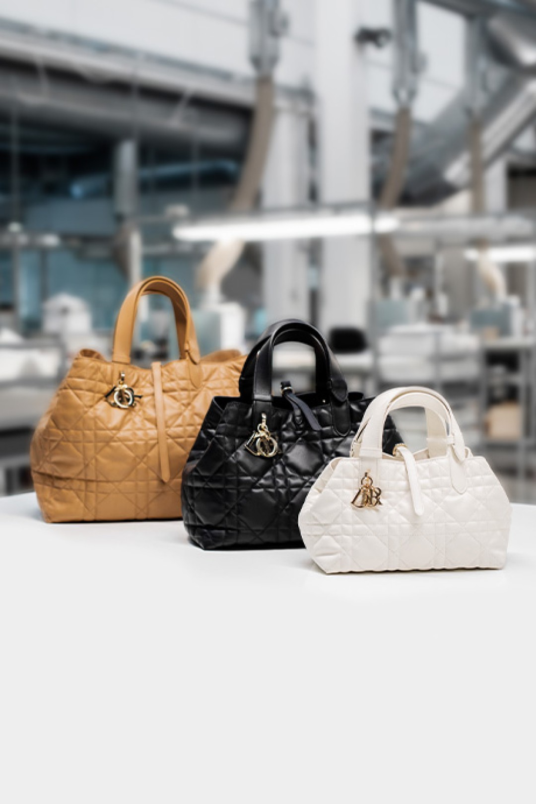 Shebag Super replica 2025 new Dior Toujours in black medium size (2025 Mar updated)-Best Quality Fake designer Bag Review, Replica designer bag ru Shebag Super replica 2025 new Dior Toujours in black medium size (2025 Mar updated)-Best Quality Fake designer Bag Review, Replica designer bag ru