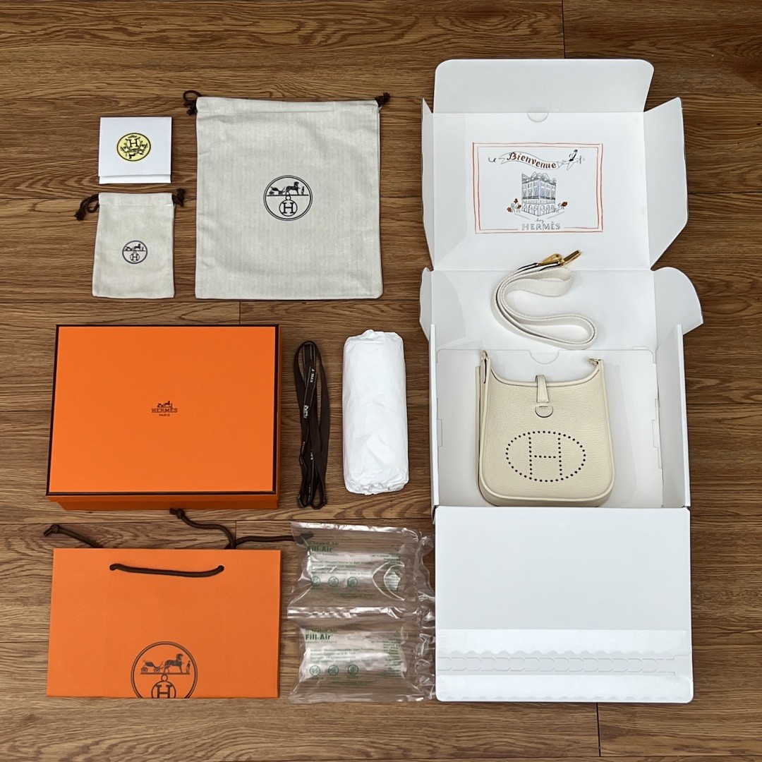 Shebag fully handmade replica Hermes Evelyne 19 bag in white togo leather (2025 Mar updated)-Best Quality Fake designer Bag Review, Replica designer bag ru Shebag fully handmade replica Hermes Evelyne 19 bag in white togo leather (2025 Mar updated)-Best Quality Fake designer Bag Review, Replica designer bag ru