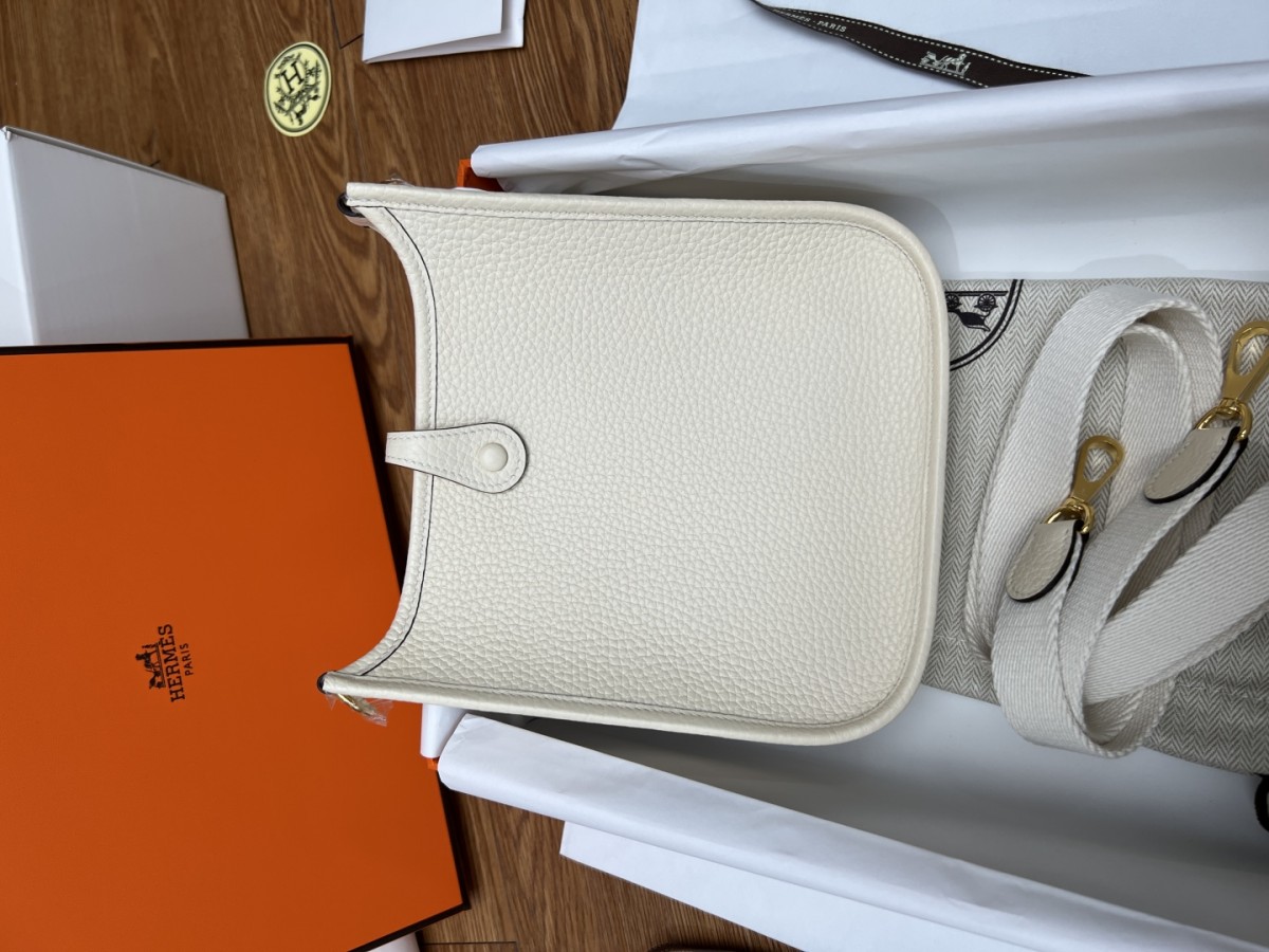 Shebag fully handmade replica Hermes Evelyne 19 bag in white togo leather (2025 Mar updated)-Best Quality Fake designer Bag Review, Replica designer bag ru Shebag fully handmade replica Hermes Evelyne 19 bag in white togo leather (2025 Mar updated)-Best Quality Fake designer Bag Review, Replica designer bag ru