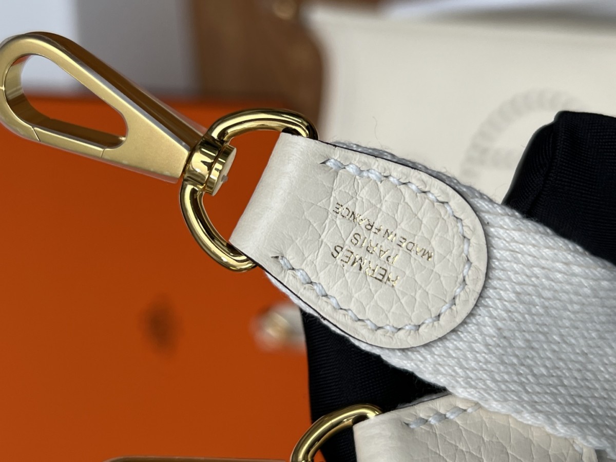 Shebag fully handmade replica Hermes Evelyne 19 bag in white togo leather (2025 Mar updated)-Best Quality Fake designer Bag Review, Replica designer bag ru Shebag fully handmade replica Hermes Evelyne 19 bag in white togo leather (2025 Mar updated)-Best Quality Fake designer Bag Review, Replica designer bag ru