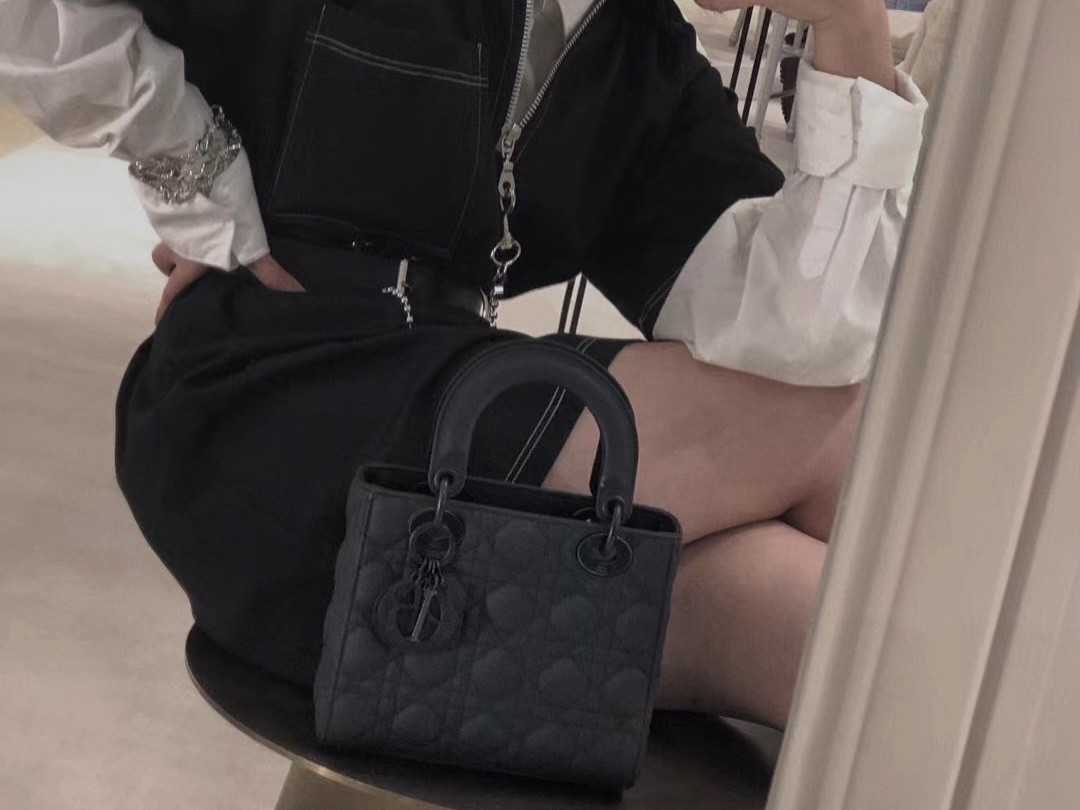 Shebag Top replica Lady Dior mini in Sand Black bag full review(2025 Mar updated)-Best Quality Fake designer Bag Review, Replica designer bag ru